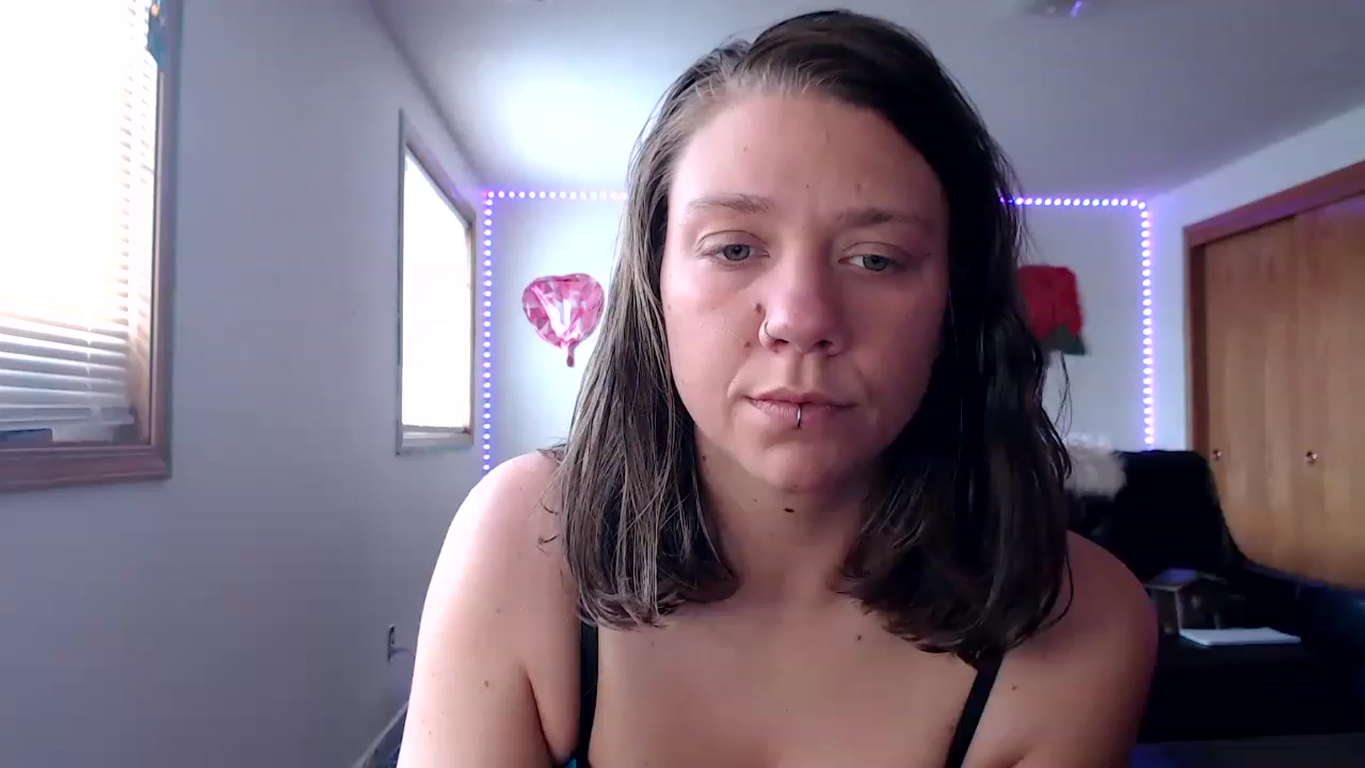 Gallery image thumbnail from DangerDaisy's myfreecams stream on, 04/03/2023, 18:54 image 1 of 20