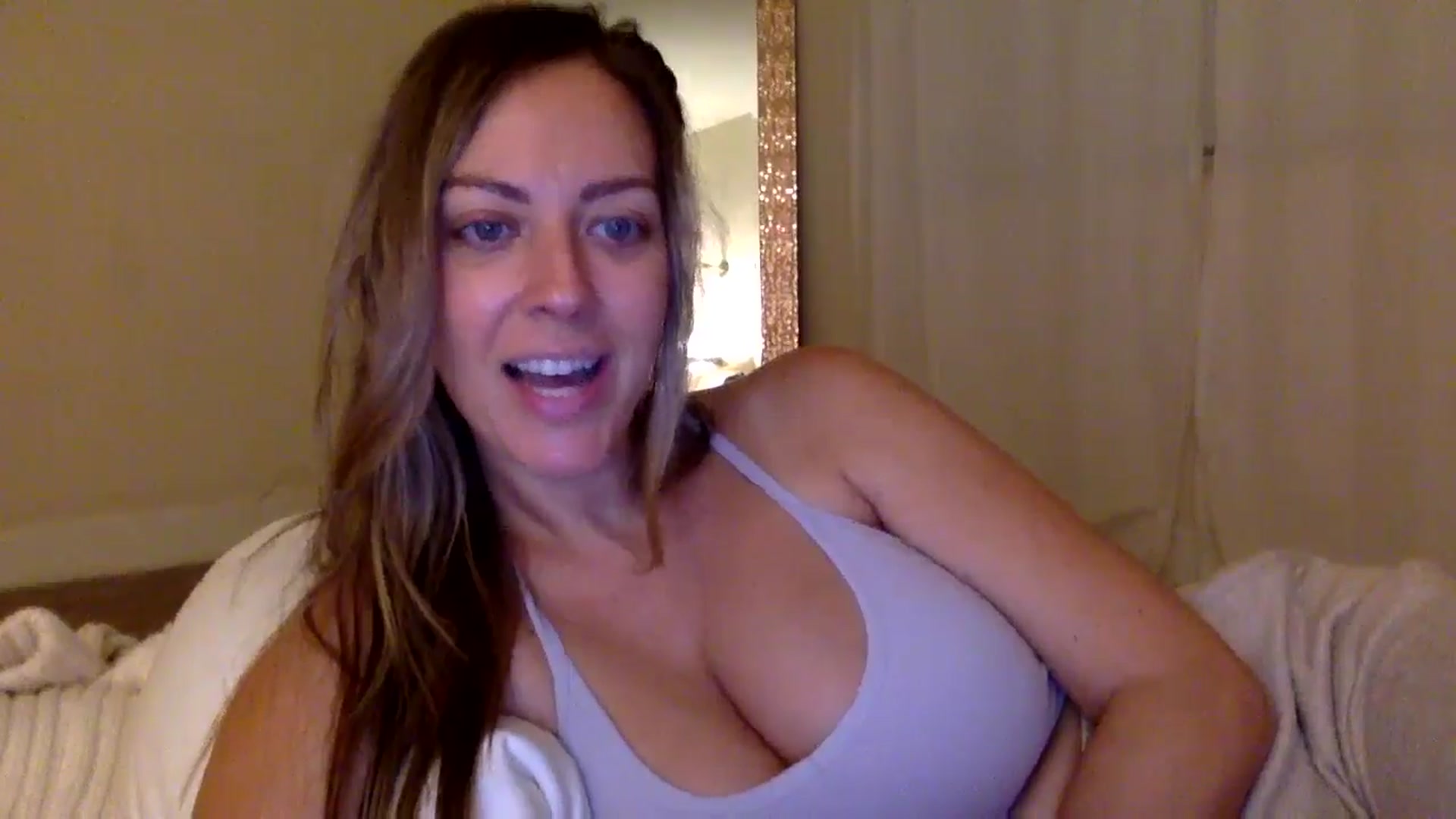 Gallery image thumbnail from DaniSendLuv's myfreecams stream on, 07/30/2024, 02:20 image 11 of 20