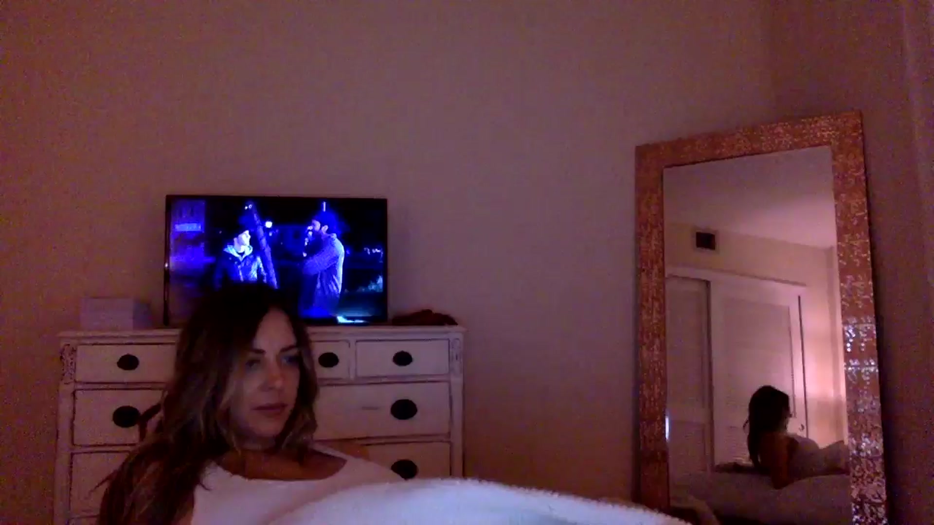 Gallery image thumbnail from DaniSendLuv's myfreecams stream on, 08/24/2024, 05:24 image 1 of 20