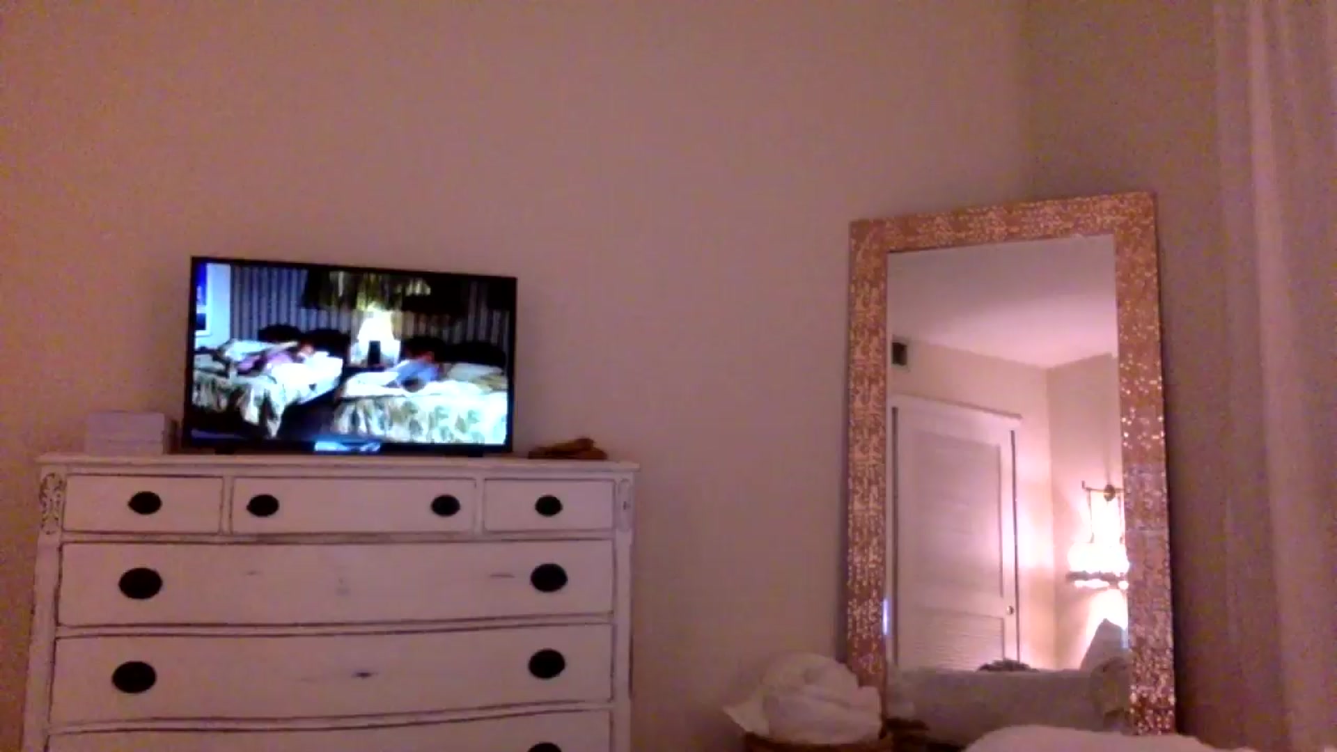 Gallery image thumbnail from DaniSendLuv's myfreecams stream on, 08/25/2024, 04:28 image 1 of 20