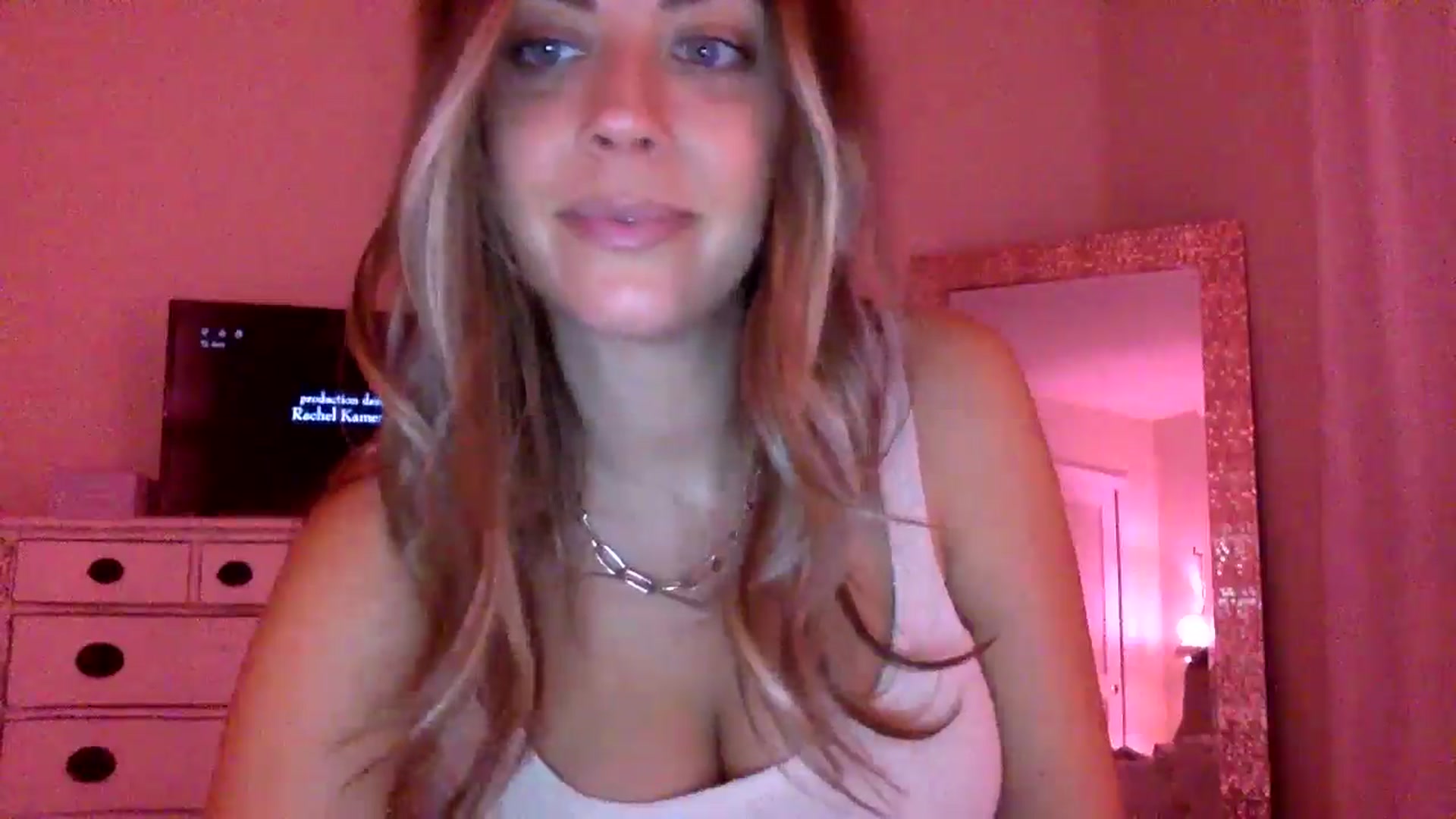 Gallery image thumbnail from DaniSendLuv's myfreecams stream on, 08/28/2024, 02:03 image 20 of 20