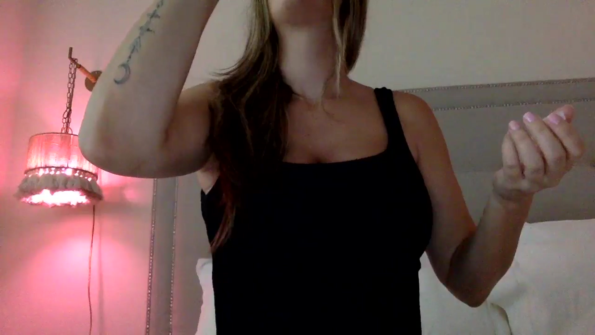 Gallery image thumbnail from DaniSendLuv's myfreecams stream on, 08/28/2024, 22:44 image 13 of 20