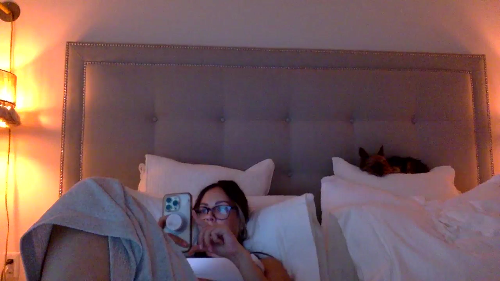 Gallery image thumbnail from DaniSendLuv's myfreecams stream on, 09/05/2024, 24:05 image 14 of 20