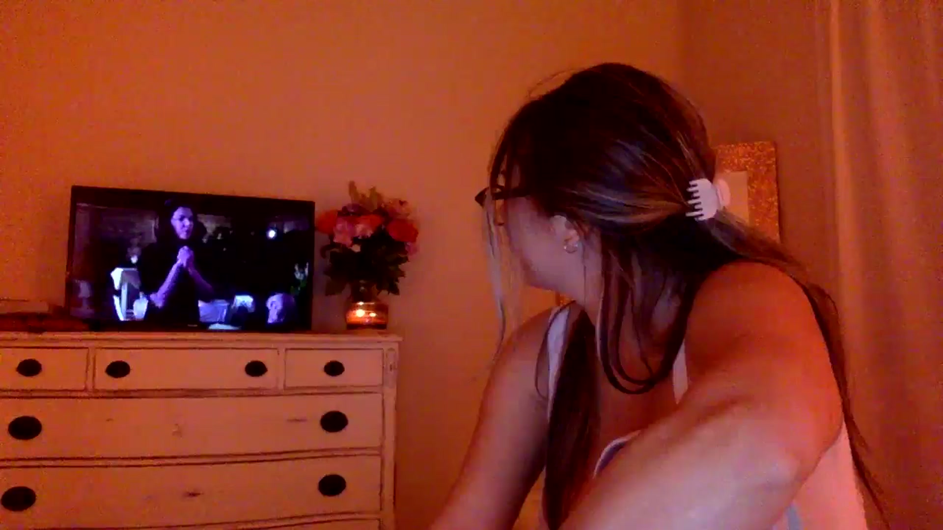 Gallery image thumbnail from DaniSendLuv's myfreecams stream on, 09/05/2024, 24:35 image 17 of 20