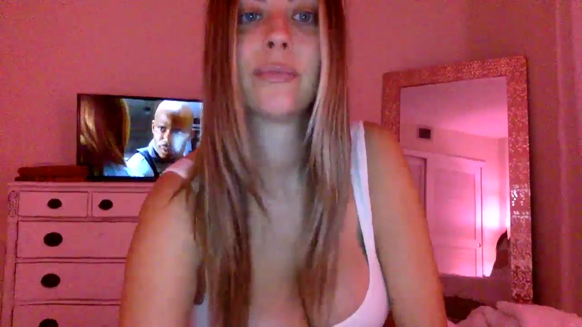 Gallery image thumbnail from DaniSendLuv's myfreecams stream on, 09/06/2024, 03:42 image 11 of 20