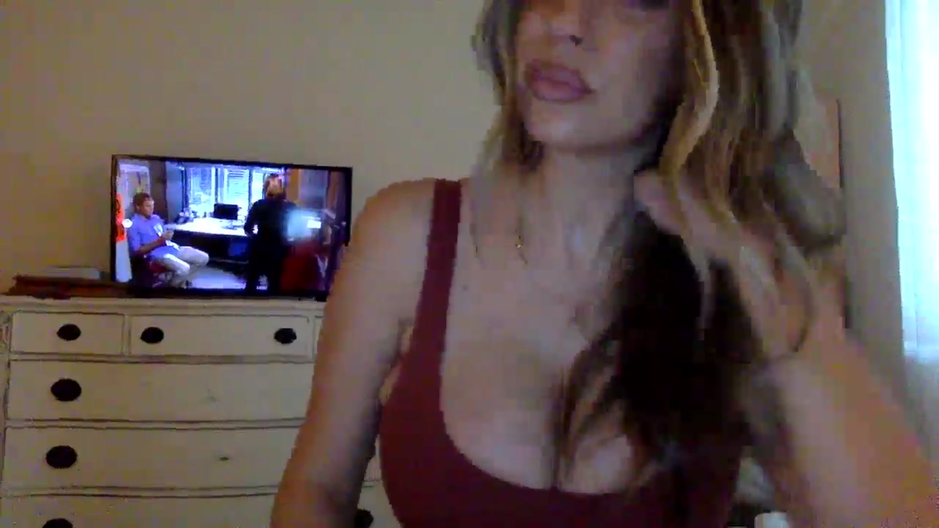 Gallery image thumbnail from DaniSendLuv's myfreecams stream on, 09/12/2024, 23:46 image 6 of 20