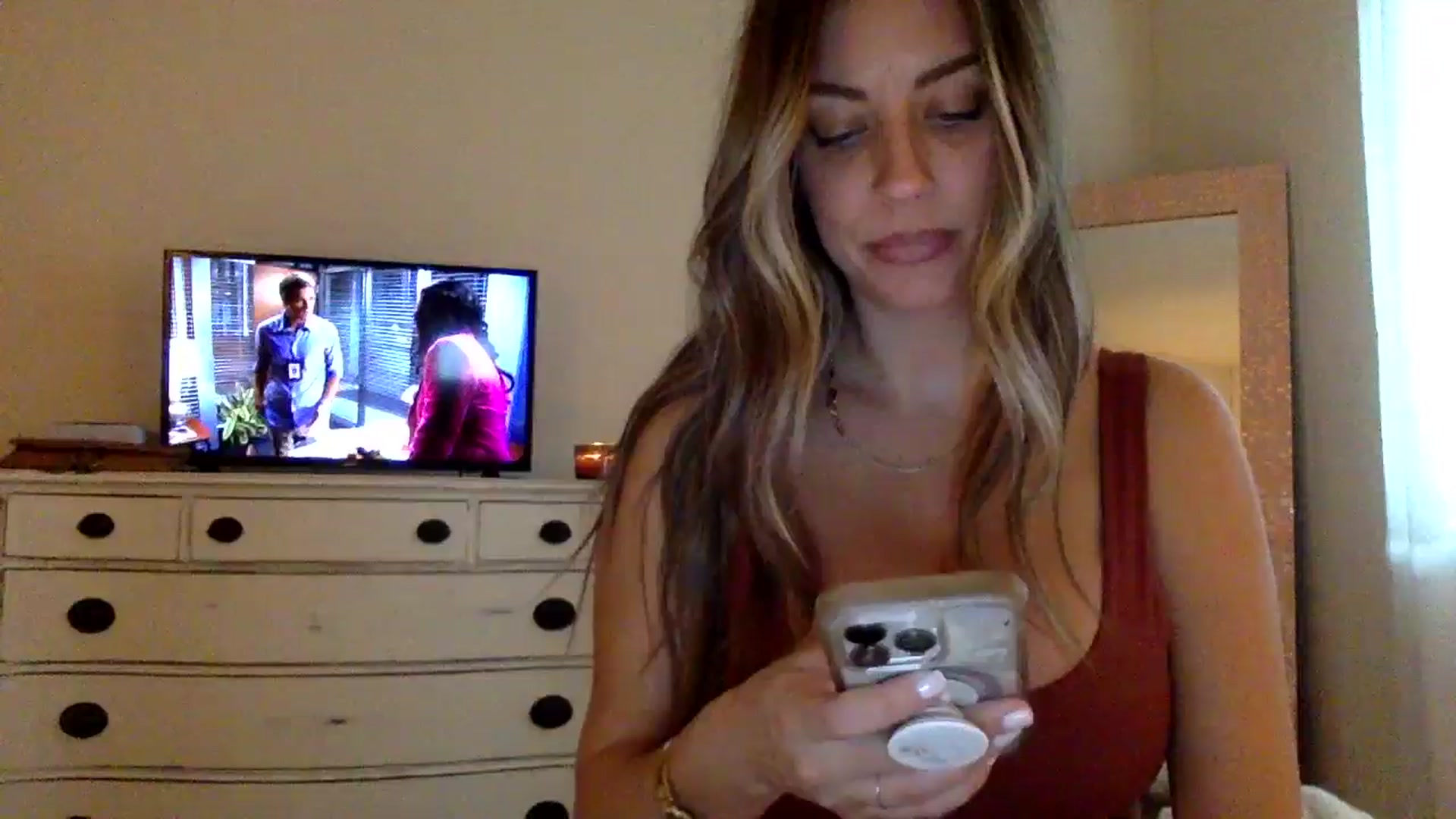 Gallery image thumbnail from DaniSendLuv's myfreecams stream on, 09/12/2024, 23:46 image 5 of 20