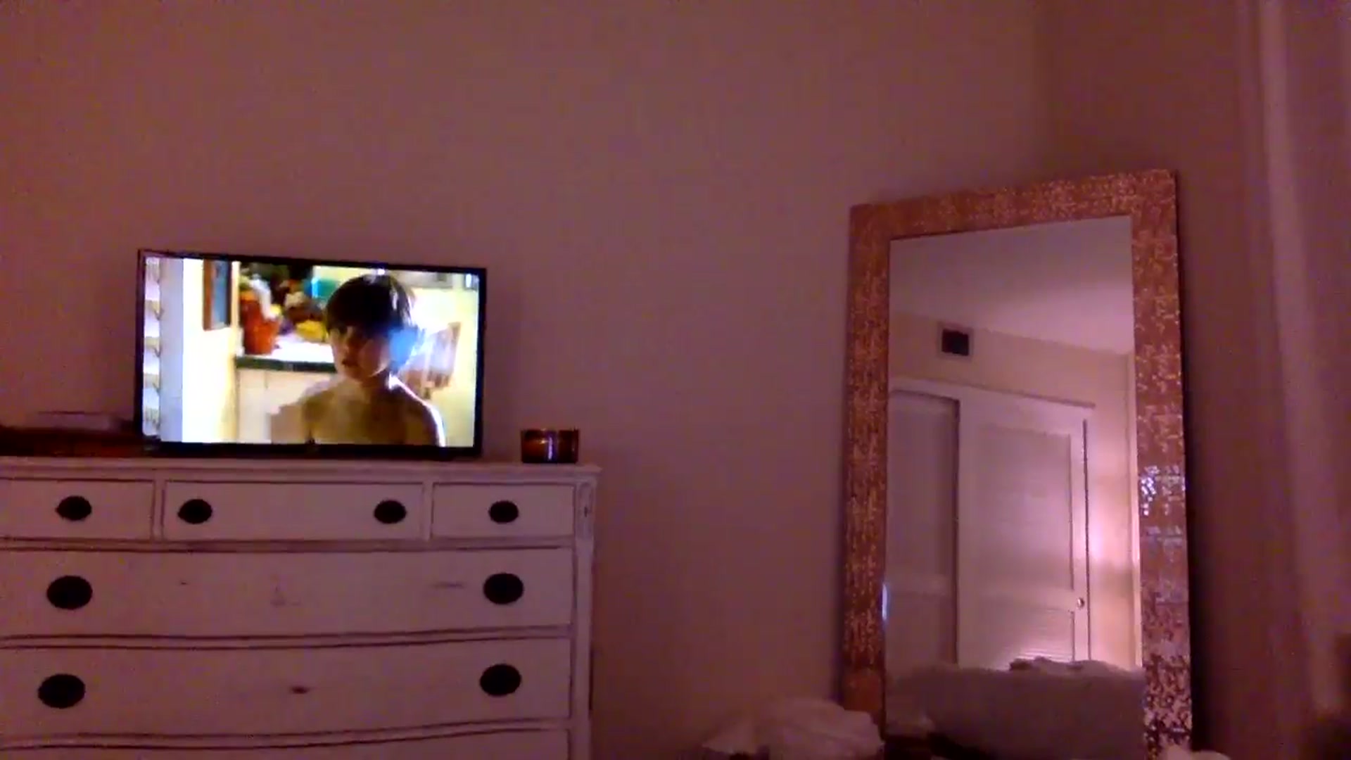 Gallery image thumbnail from DaniSendLuv's myfreecams stream on, 09/13/2024, 24:48 image 13 of 20