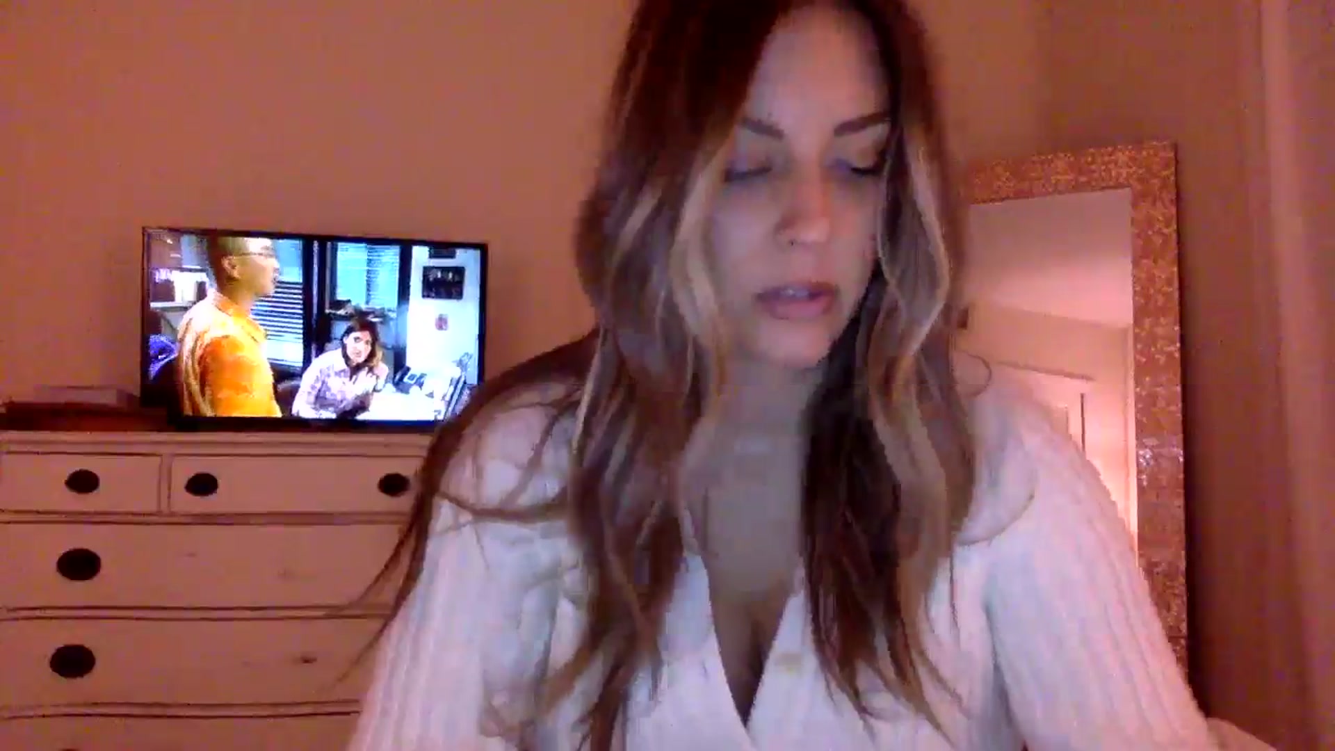 Gallery image thumbnail from DaniSendLuv's myfreecams stream on, 09/13/2024, 24:48 image 11 of 20