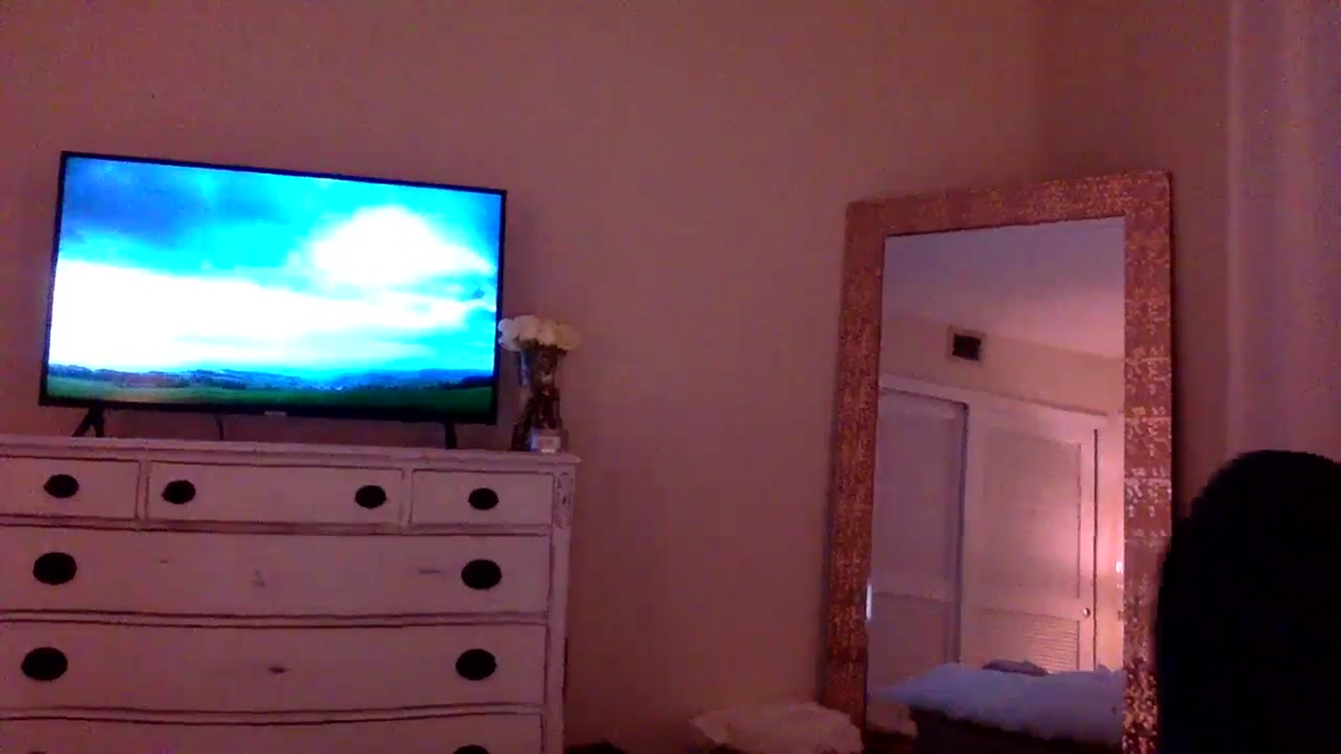 Gallery image thumbnail from DaniSendLuv's myfreecams stream on, 10/04/2024, 01:09 image 17 of 20