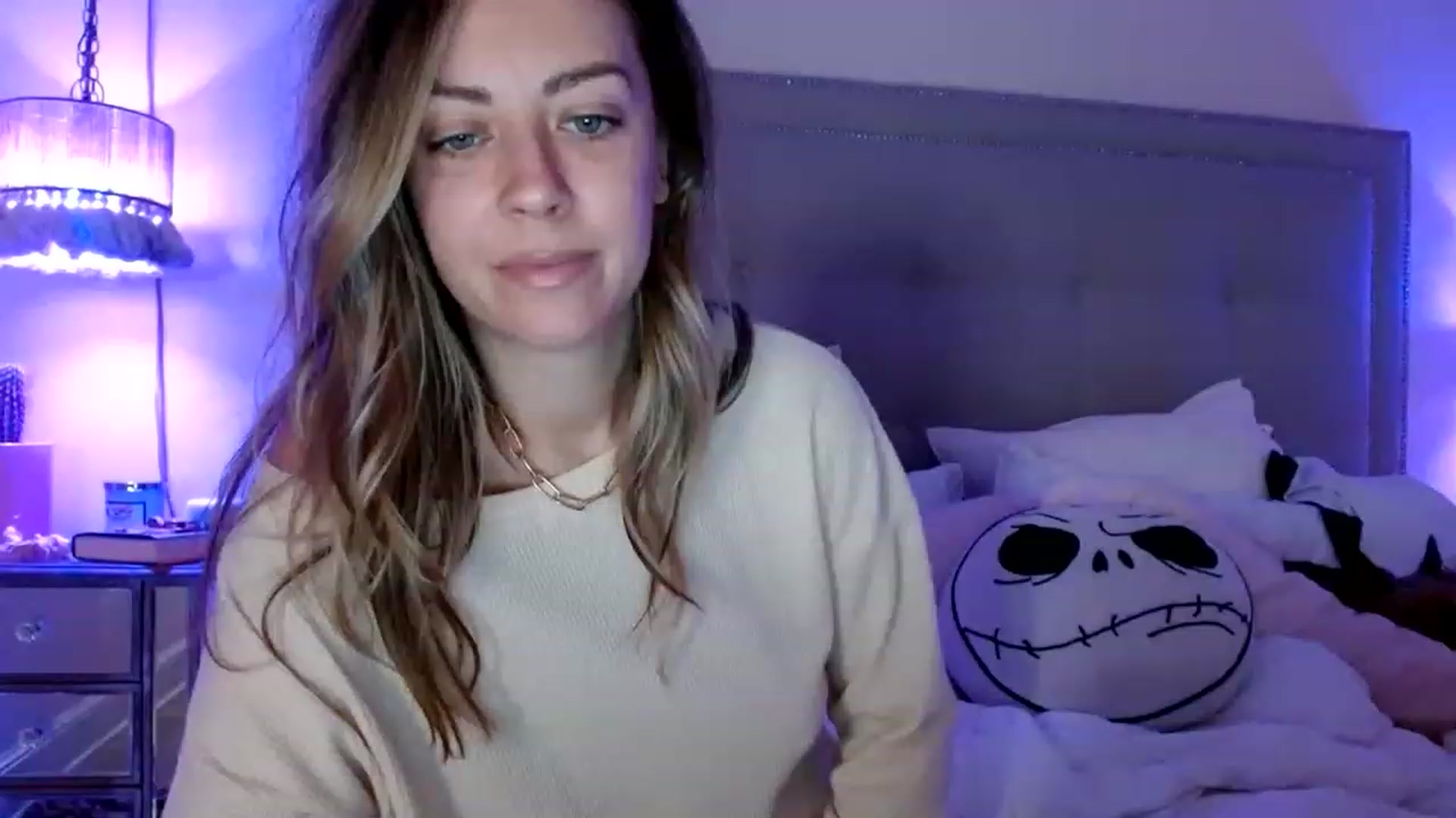 Gallery image thumbnail from DaniSendNudes's myfreecams stream on, 12/04/2022, 07:11 image 16 of 20