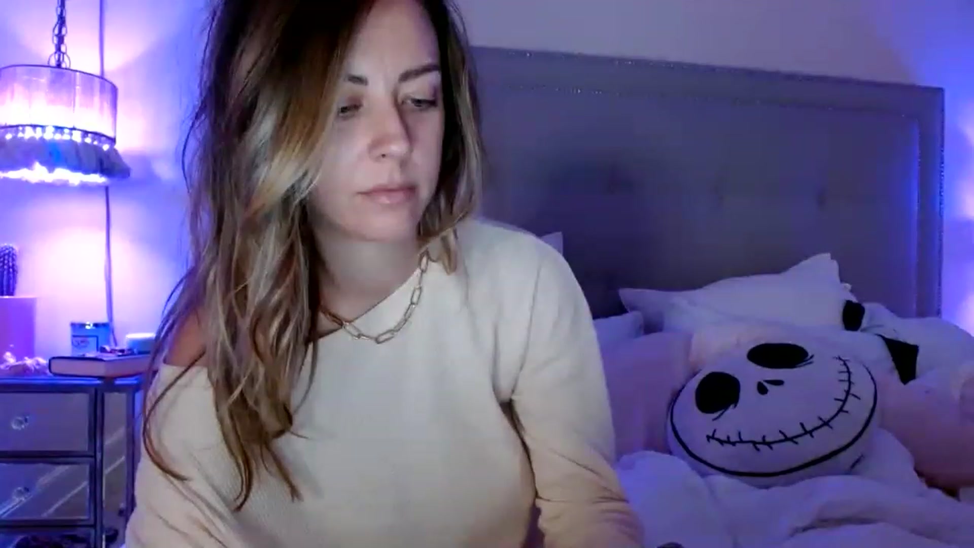 Gallery image thumbnail from DaniSendNudes's myfreecams stream on, 12/04/2022, 07:11 image 15 of 20