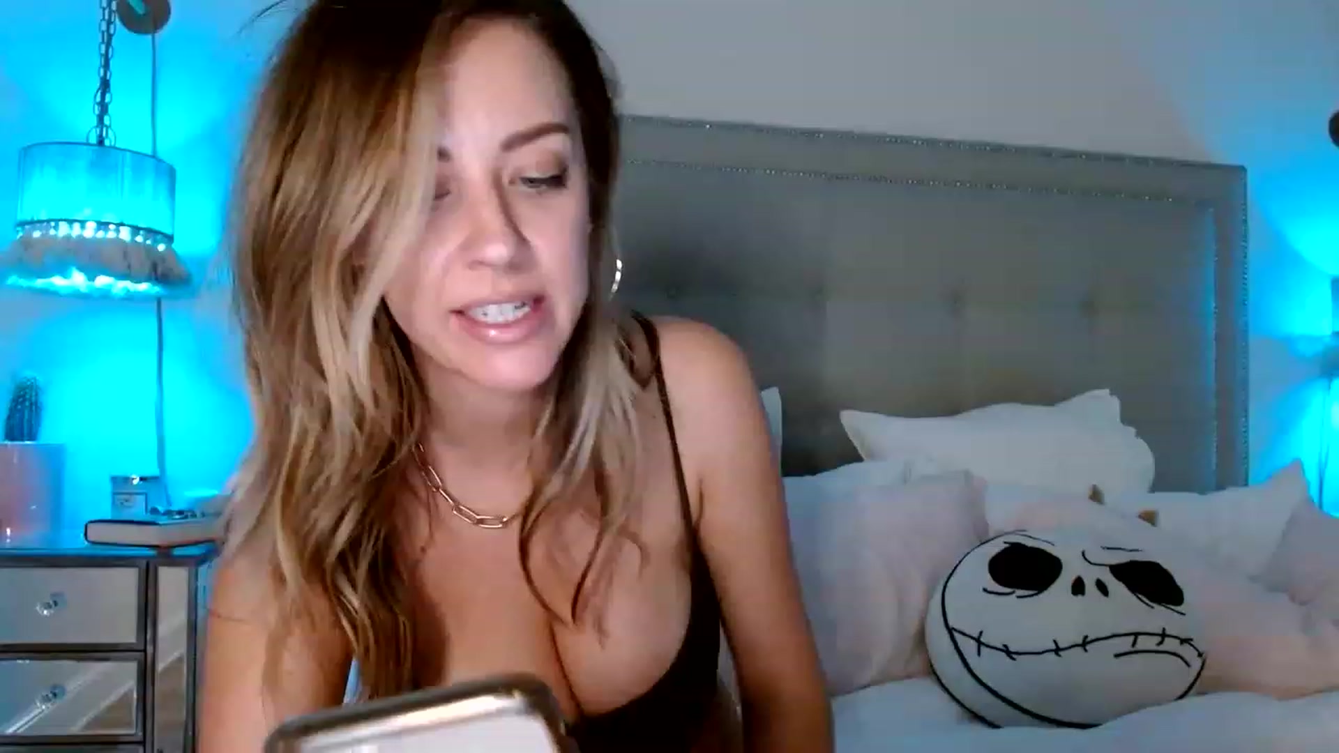 Gallery image thumbnail from DaniSendNudes's myfreecams stream on, 12/06/2022, 05:59 image 20 of 20