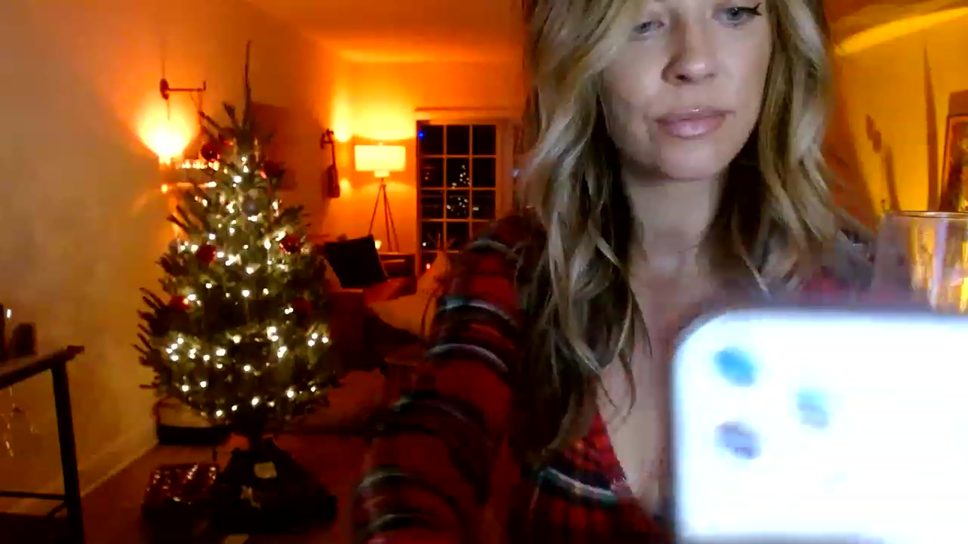Gallery image thumbnail from DaniSendNudes's myfreecams stream on, 12/09/2022, 07:09 image 5 of 20