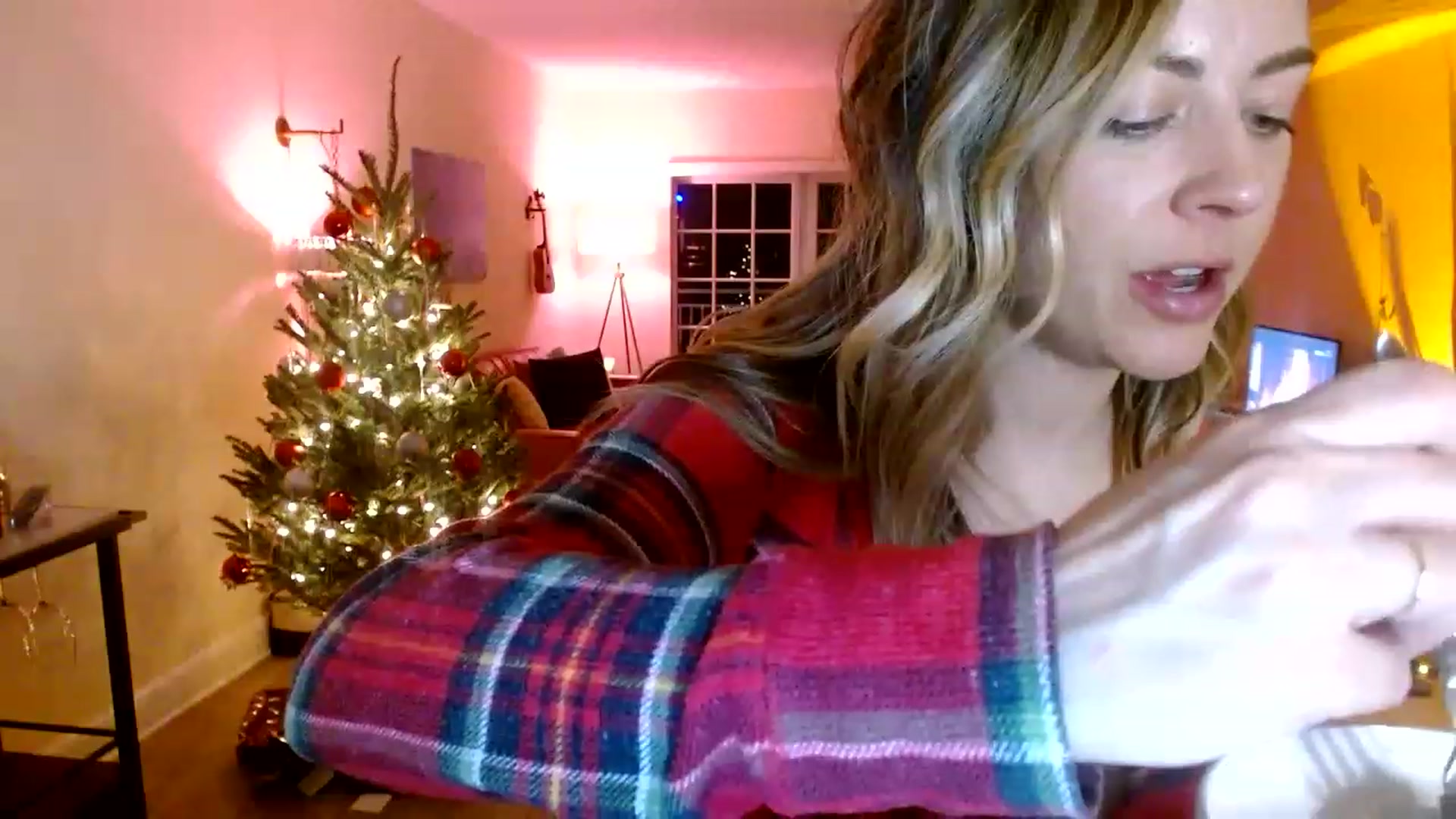Gallery image thumbnail from DaniSendNudes's myfreecams stream on, 12/09/2022, 07:09 image 20 of 20