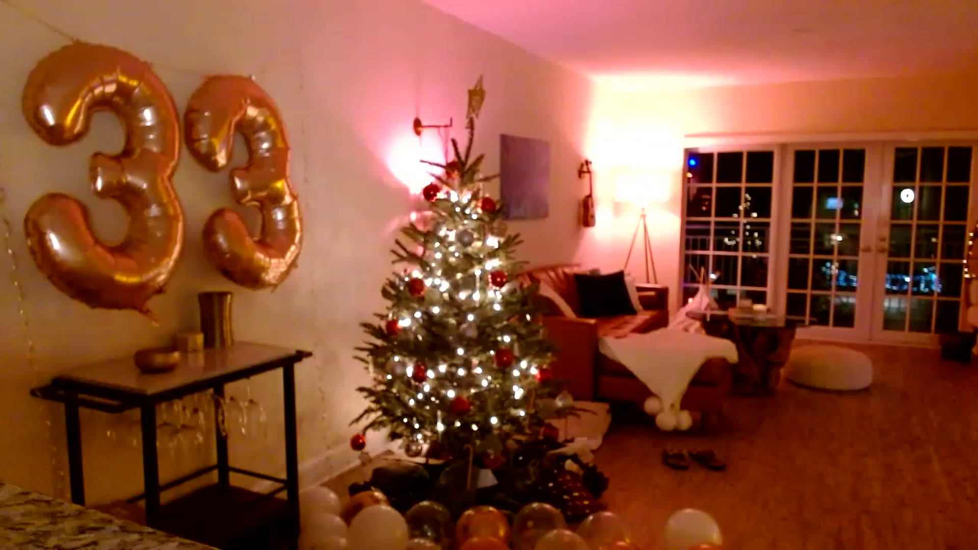 Gallery image thumbnail from DaniSendNudes's myfreecams stream on, 12/22/2022, 09:05 image 1 of 20