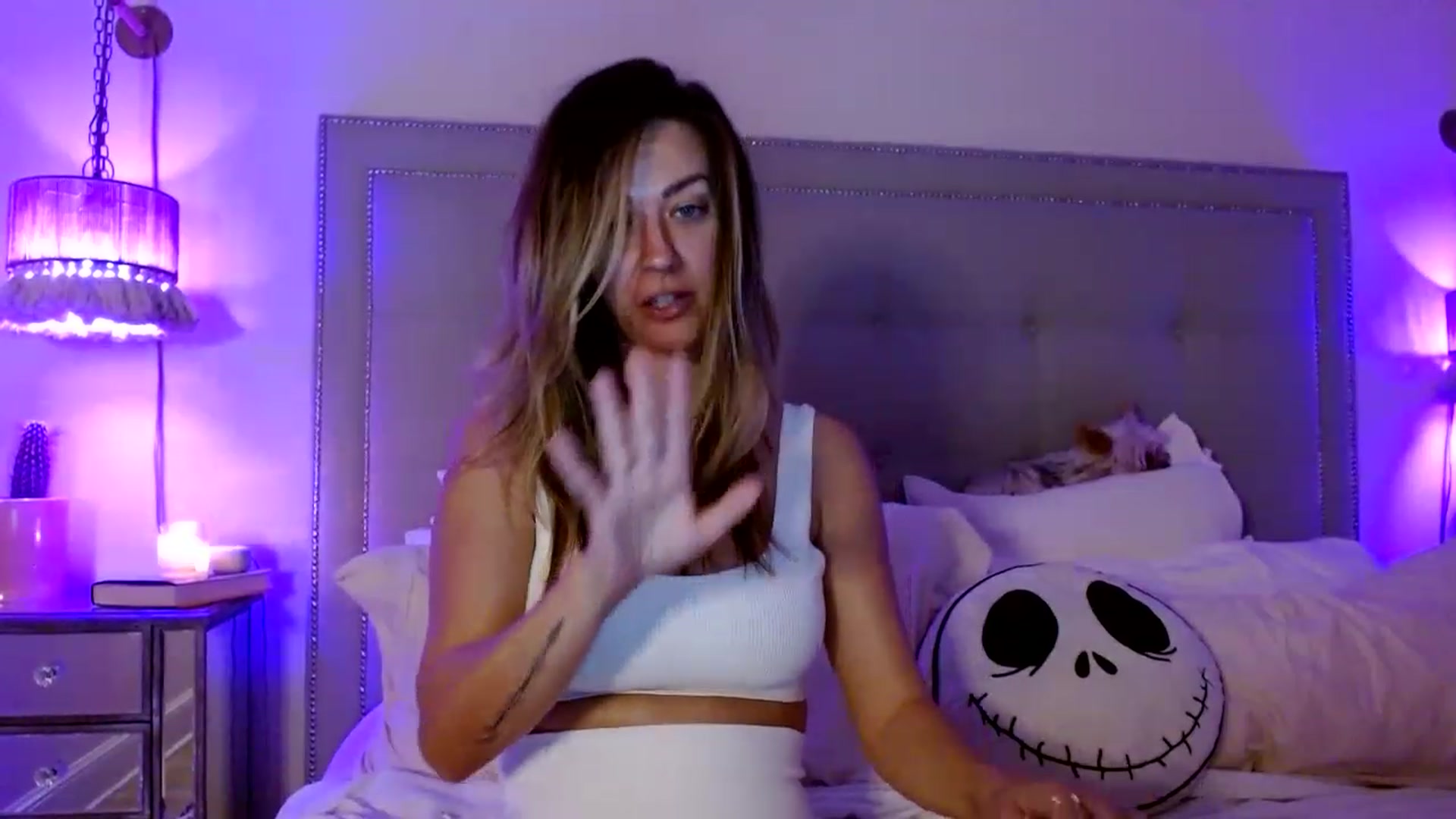 Gallery image thumbnail from DaniSendNudes's myfreecams stream on, 01/04/2023, 05:21 image 11 of 20