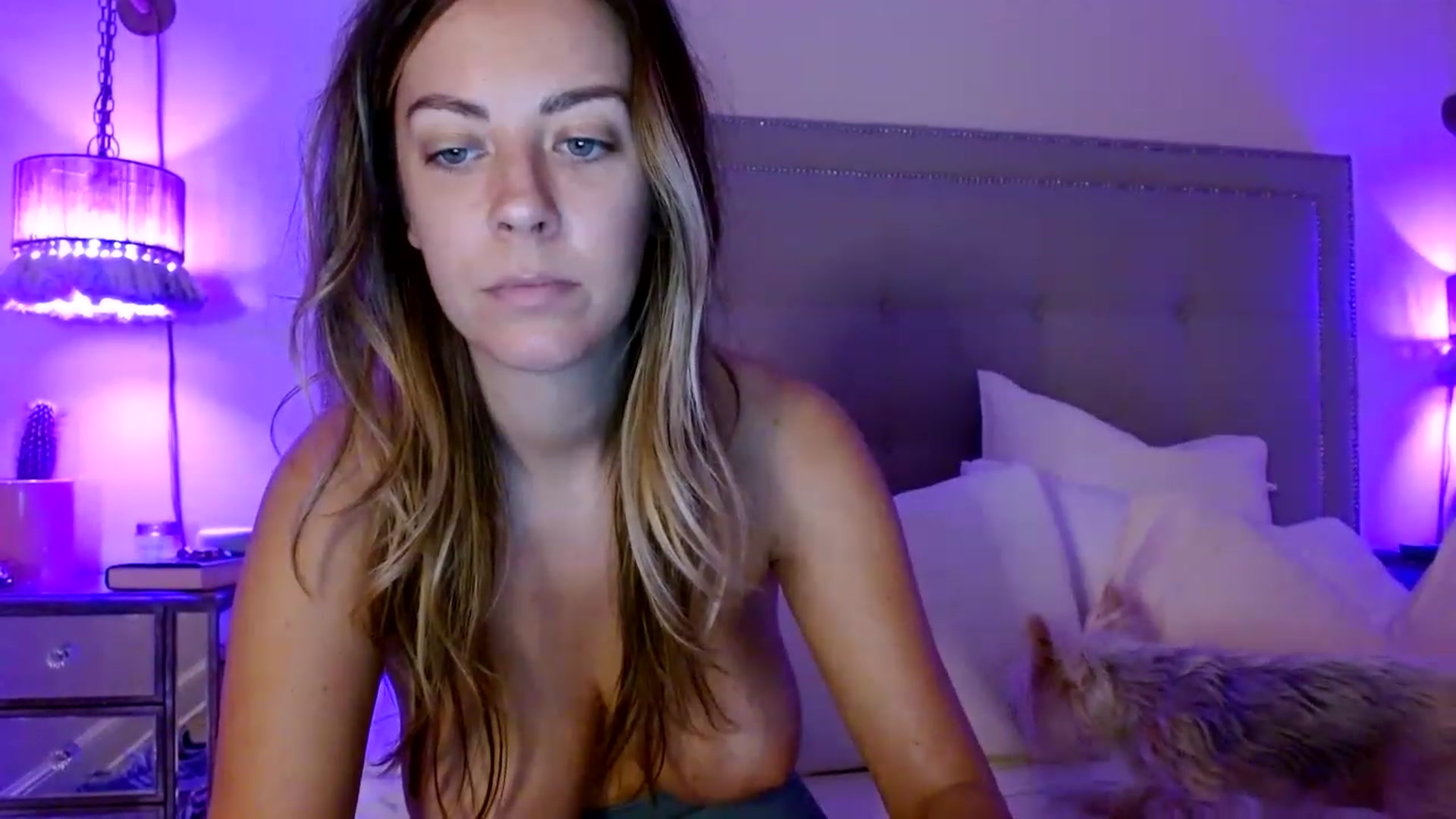 Gallery image thumbnail from DaniSendNudes's myfreecams stream on, 01/09/2023, 06:21 image 17 of 20