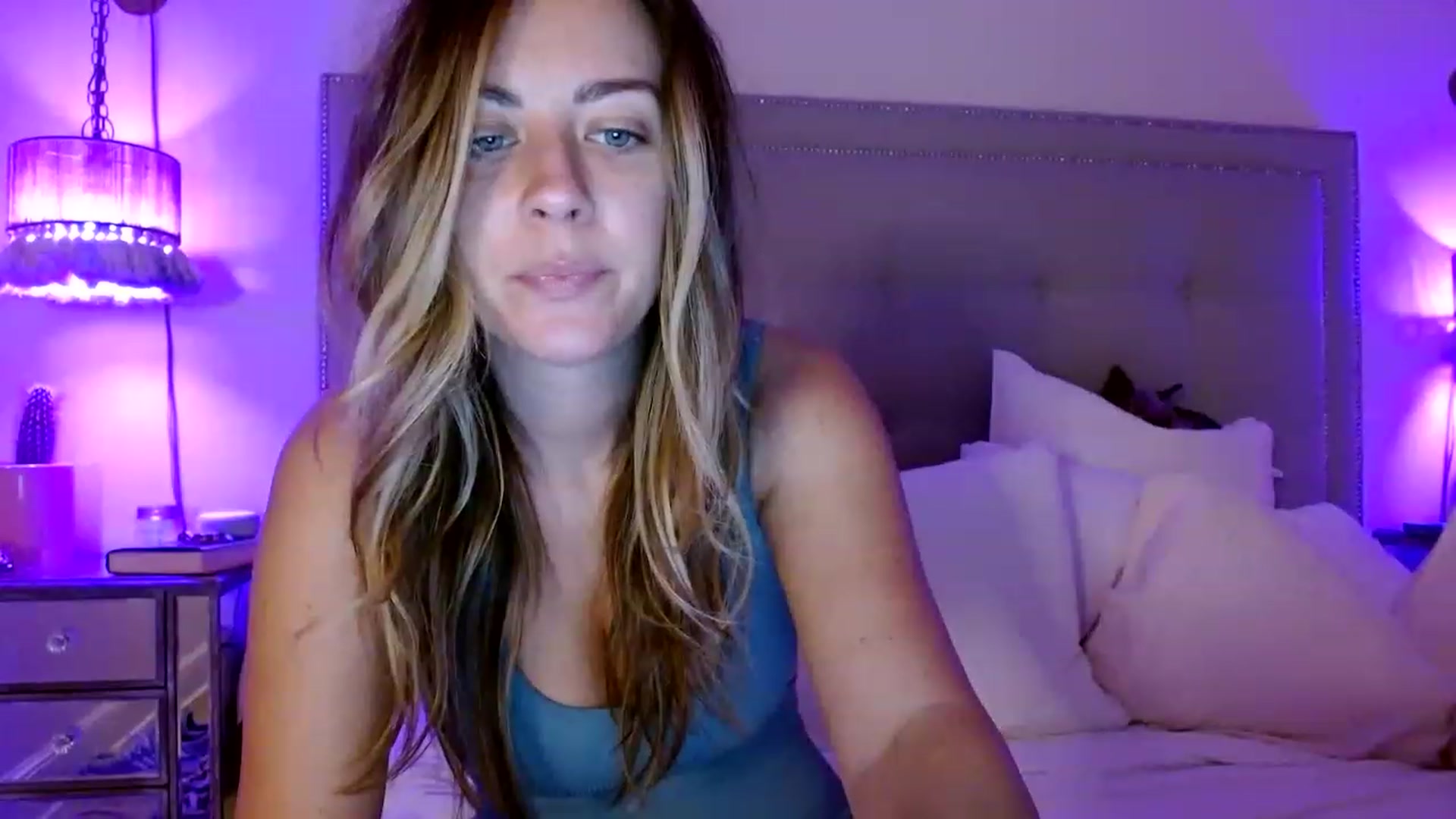 Gallery image thumbnail from DaniSendNudes's myfreecams stream on, 01/09/2023, 06:21 image 2 of 20