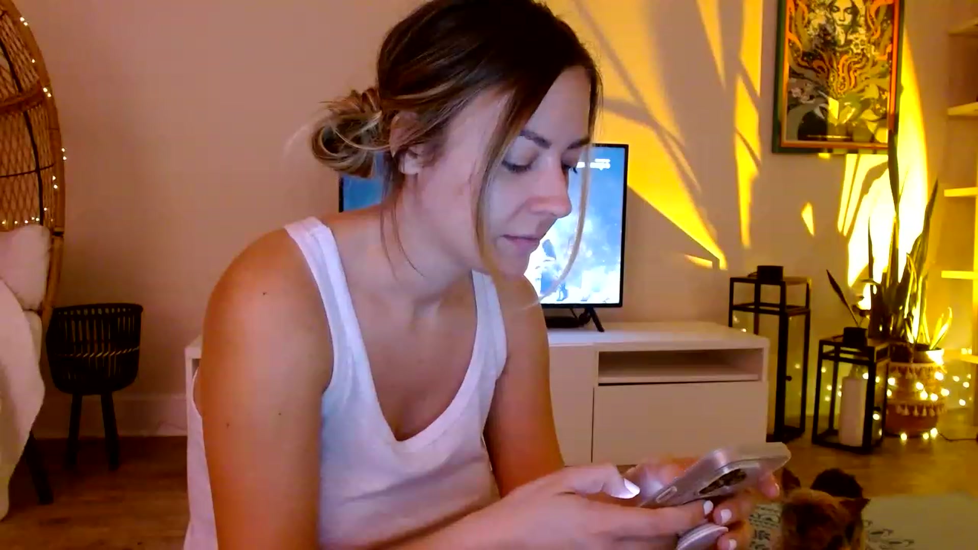 Gallery image thumbnail from DaniSendNudes's myfreecams stream on, 01/12/2023, 06:55 image 17 of 20