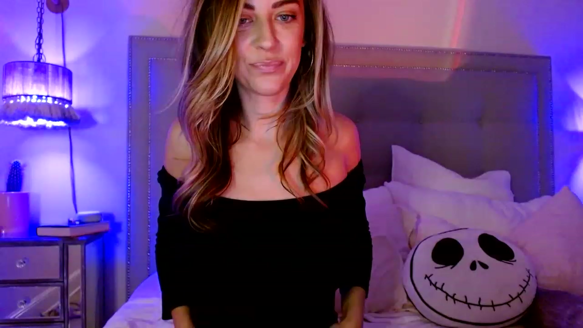 Gallery image thumbnail from DaniSendNudes's myfreecams stream on, 01/18/2023, 05:48 image 3 of 20
