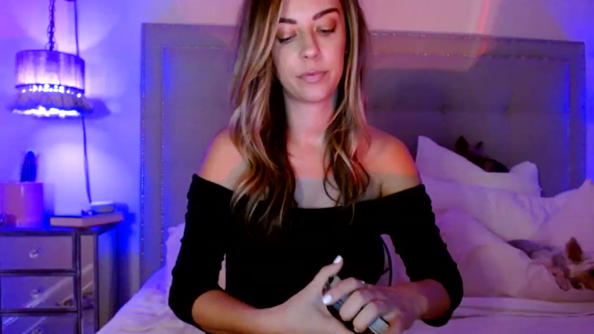 Gallery image thumbnail from DaniSendNudes's myfreecams stream on, 01/18/2023, 11:53 image 1 of 20