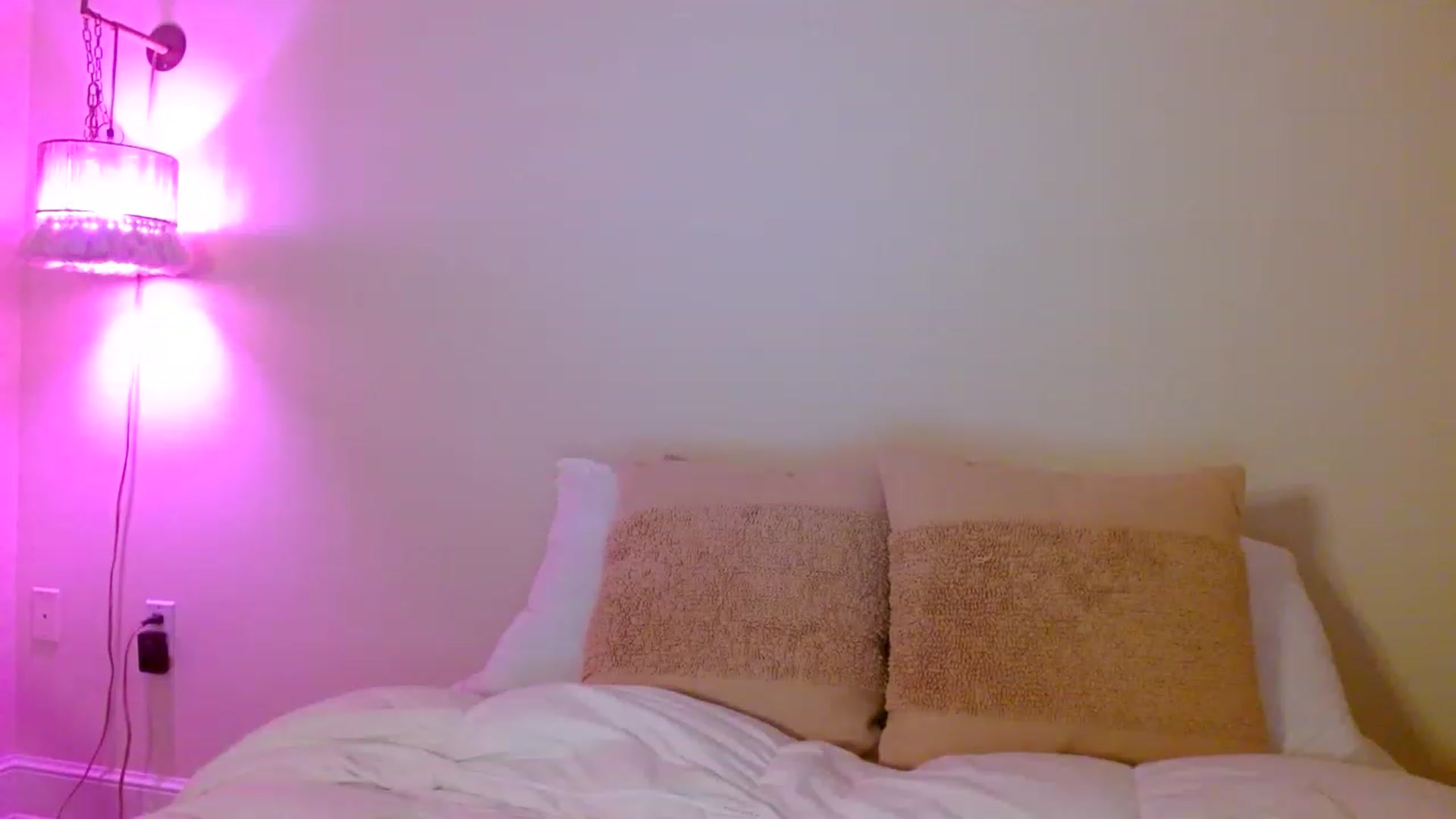 Gallery image thumbnail from DaniSendNudes's myfreecams stream on, 02/15/2023, 07:55 image 13 of 20