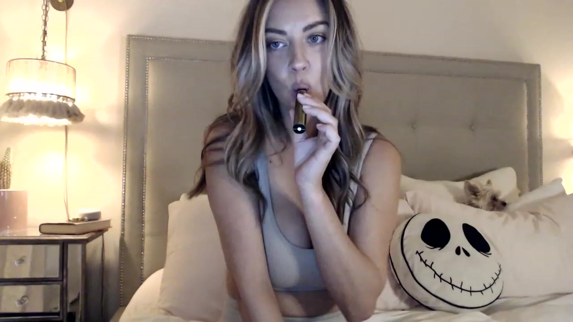 Gallery image thumbnail from DaniSendNudes's myfreecams stream on, 05/18/2023, 01:34 image 3 of 20