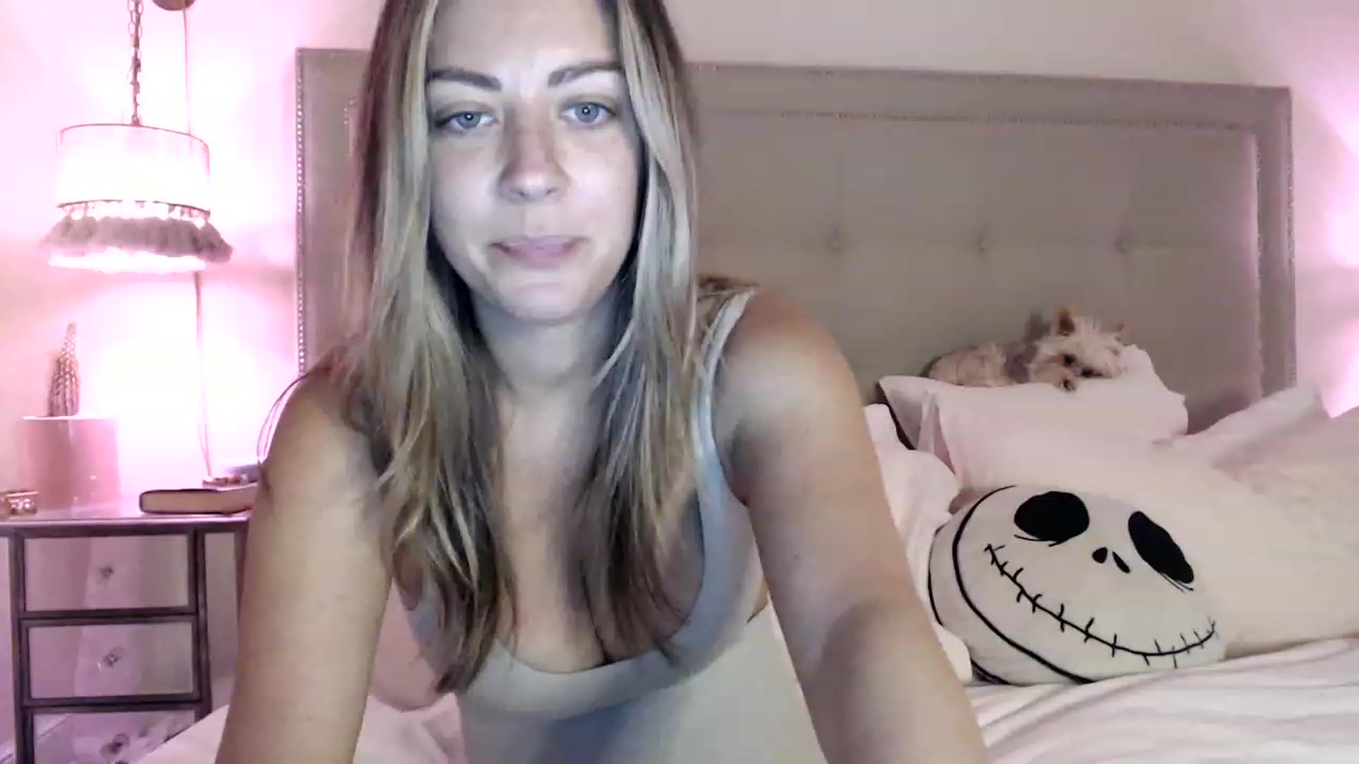 Gallery image thumbnail from DaniSendNudes's myfreecams stream on, 05/22/2023, 01:43 image 9 of 20