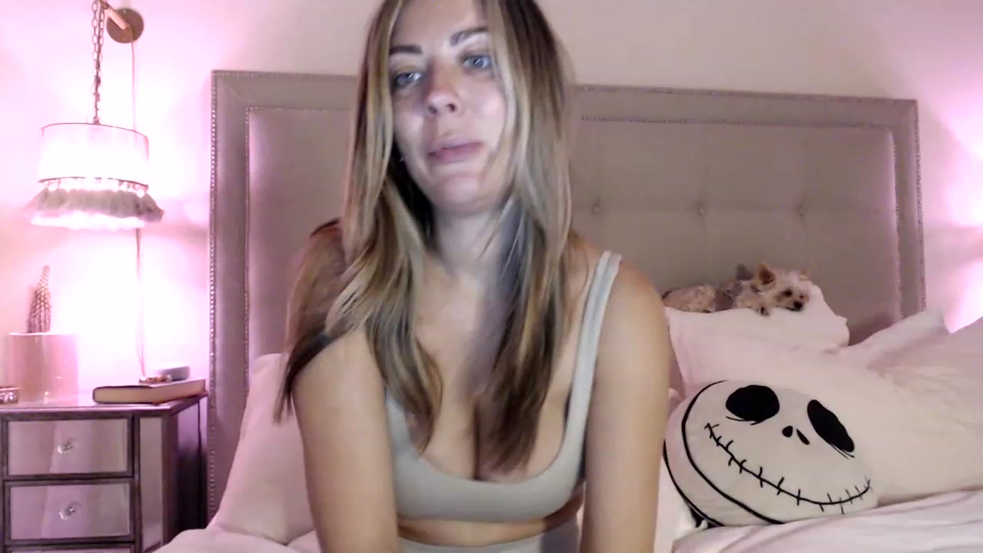 Gallery image thumbnail from DaniSendNudes's myfreecams stream on, 05/22/2023, 01:43 image 20 of 20