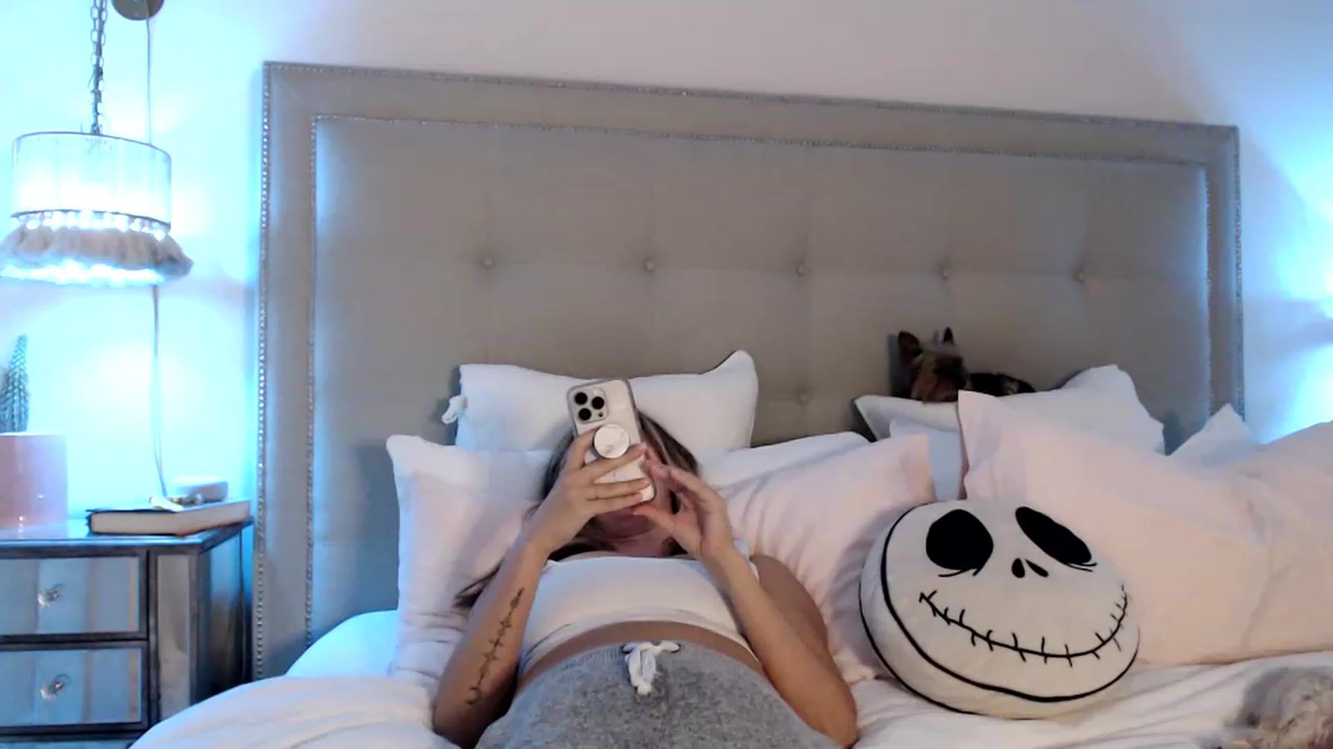 Gallery image thumbnail from DaniSendNudes's myfreecams stream on, 05/24/2023, 02:09 image 6 of 20