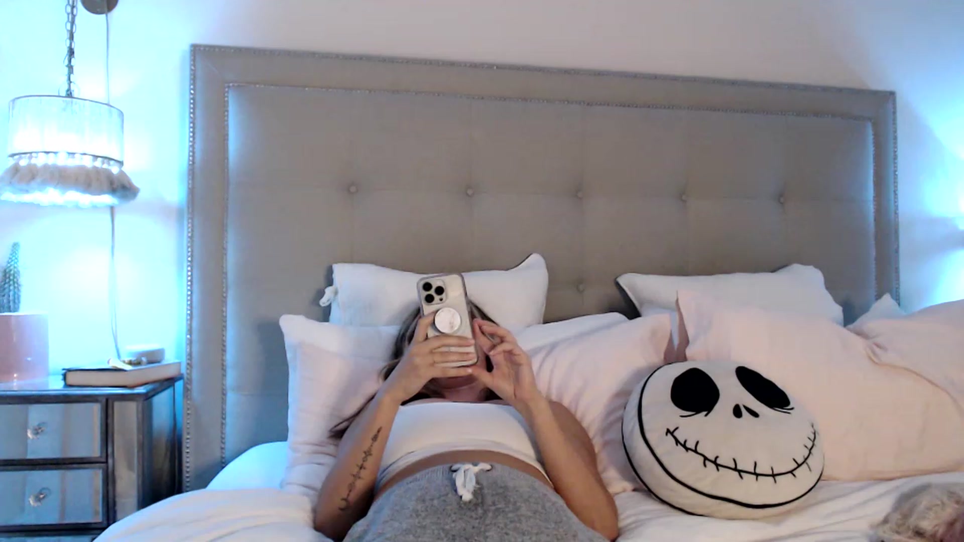 Gallery image thumbnail from DaniSendNudes's myfreecams stream on, 05/24/2023, 02:09 image 5 of 20