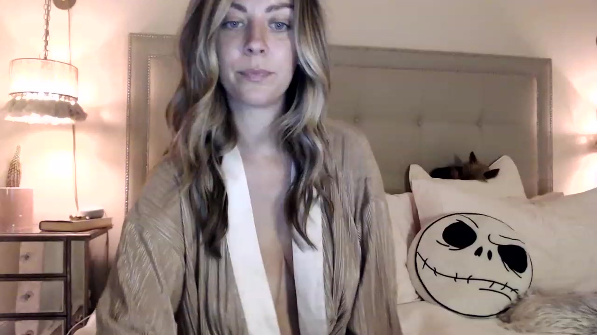 Gallery image thumbnail from DaniSendNudes's myfreecams stream on, 05/31/2023, 02:01 image 10 of 20