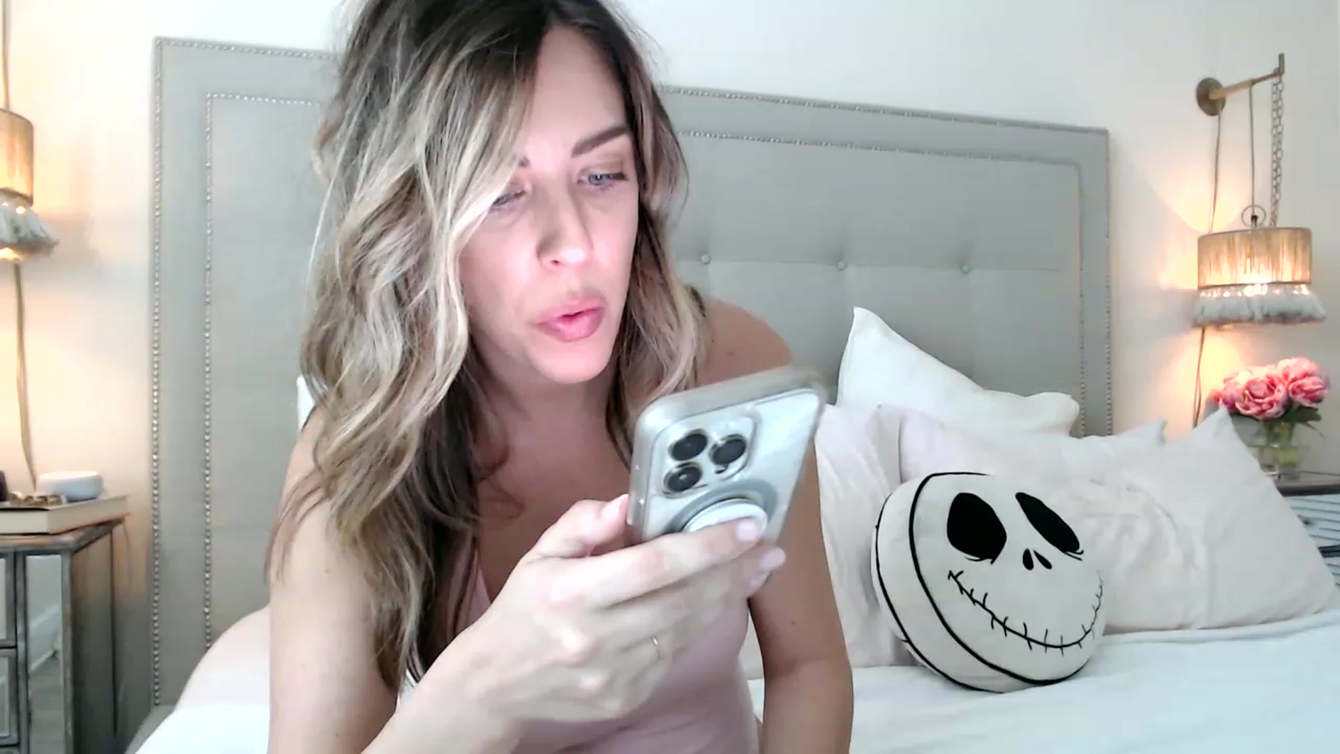 Gallery image thumbnail from DaniSendNudes's myfreecams stream on, 06/21/2023, 22:04 image 3 of 20