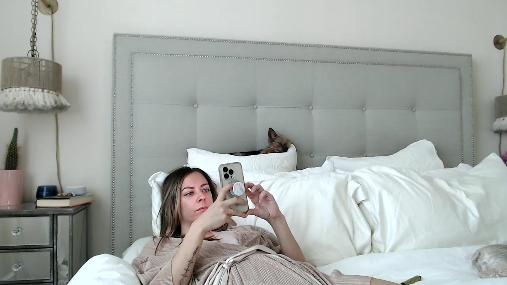 Gallery image thumbnail from DaniSendNudes's myfreecams stream on, 07/19/2023, 21:23 image 20 of 20