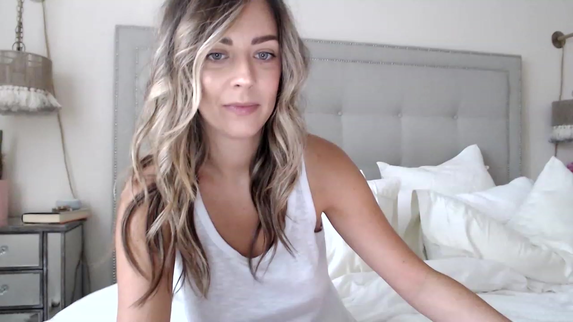 Gallery image thumbnail from DaniSendNudes's myfreecams stream on, 08/12/2023, 23:56 image 3 of 20
