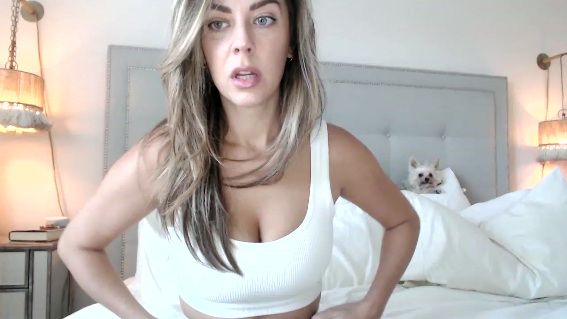 Gallery image thumbnail from DaniSendNudes's myfreecams stream on, 08/14/2023, 23:20 image 8 of 20