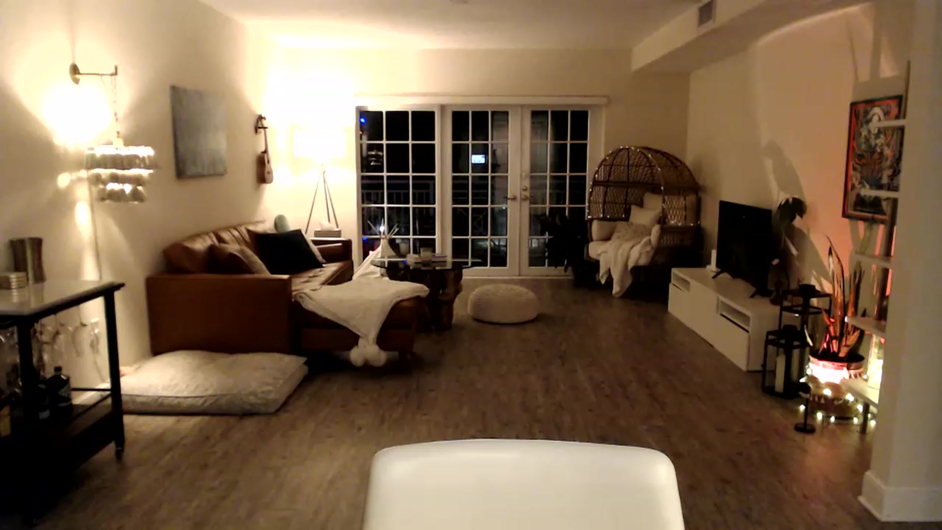 Gallery image thumbnail from DaniSendNudes's myfreecams stream on, 08/24/2023, 02:41 image 14 of 20
