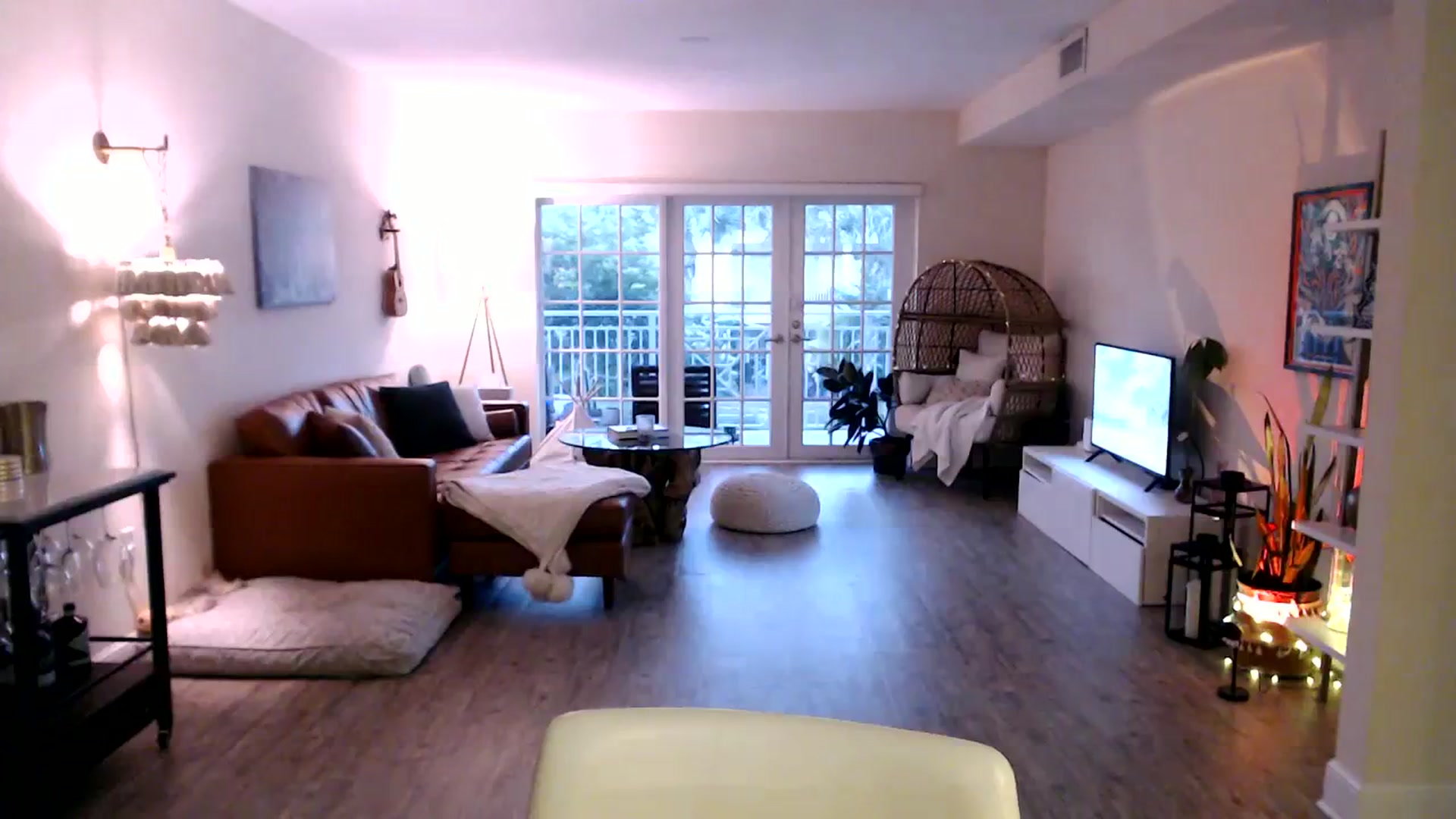 Gallery image thumbnail from DaniSendNudes's myfreecams stream on, 08/25/2023, 23:58 image 19 of 20