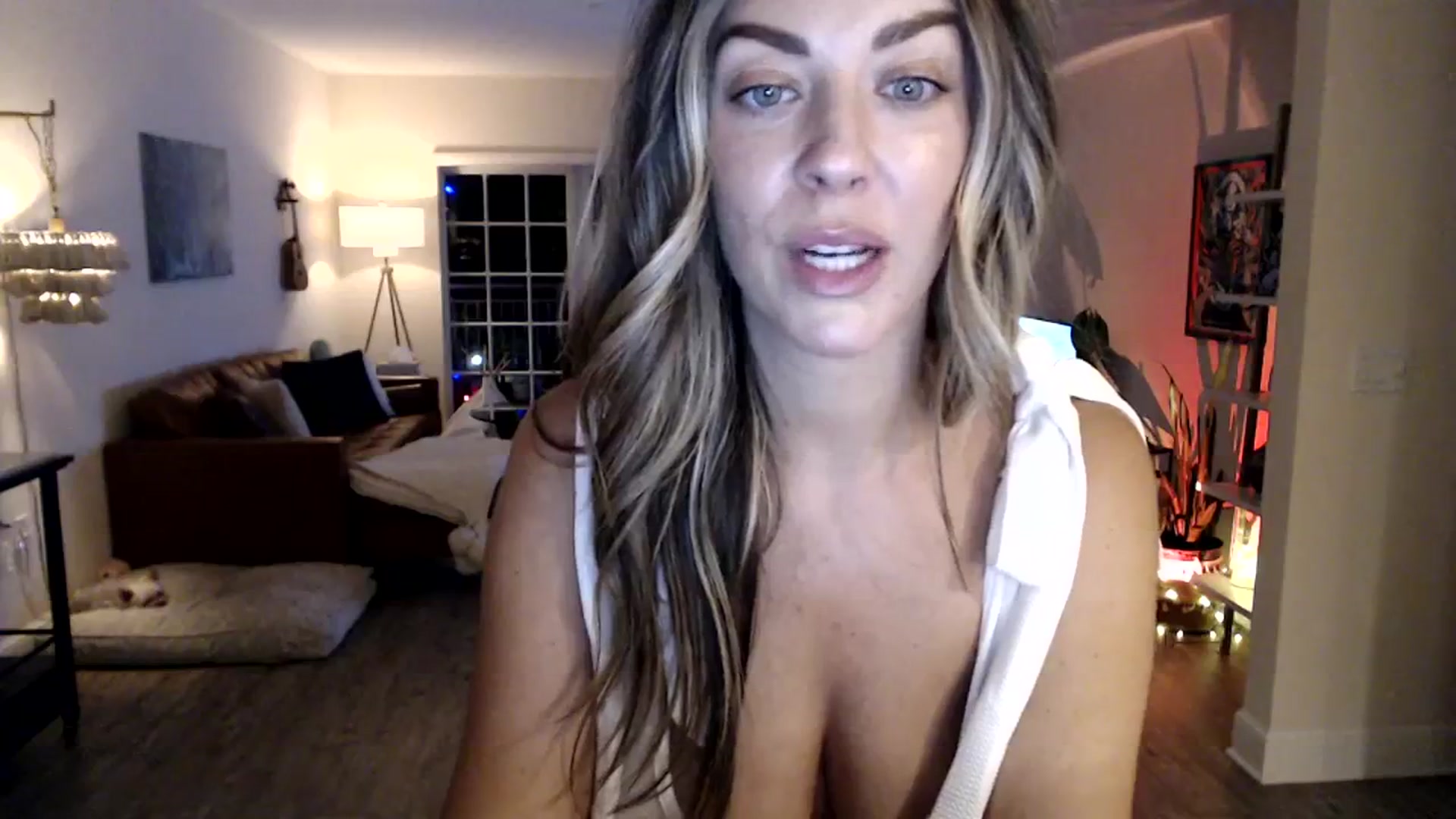 Gallery image thumbnail from DaniSendNudes's myfreecams stream on, 09/05/2023, 02:04 image 17 of 20