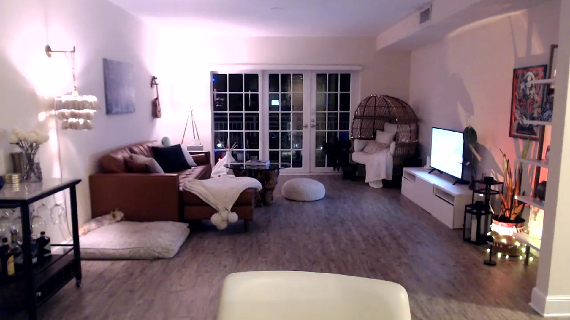 Gallery image thumbnail from DaniSendNudes's myfreecams stream on, 09/13/2023, 02:43 image 3 of 20