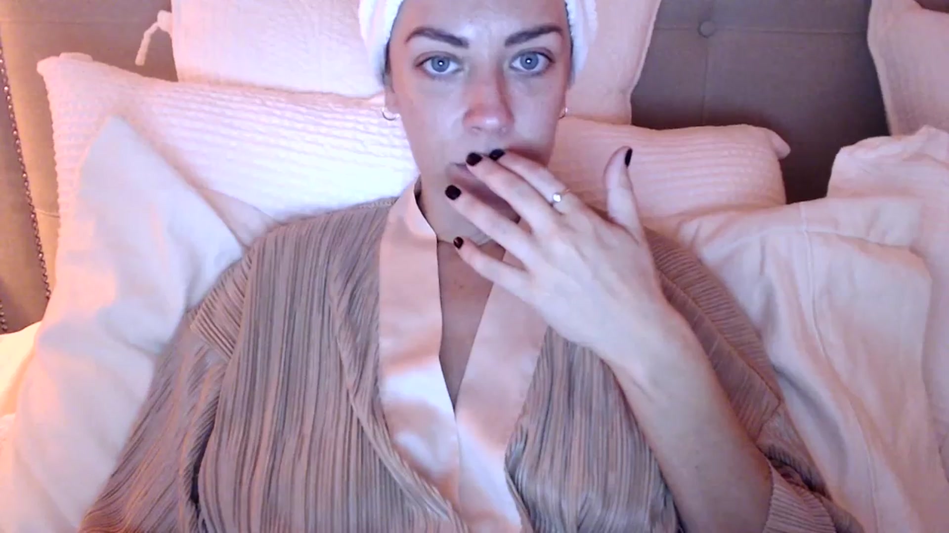 Gallery image thumbnail from DaniSendNudes's myfreecams stream on, 09/29/2023, 22:57 image 2 of 20