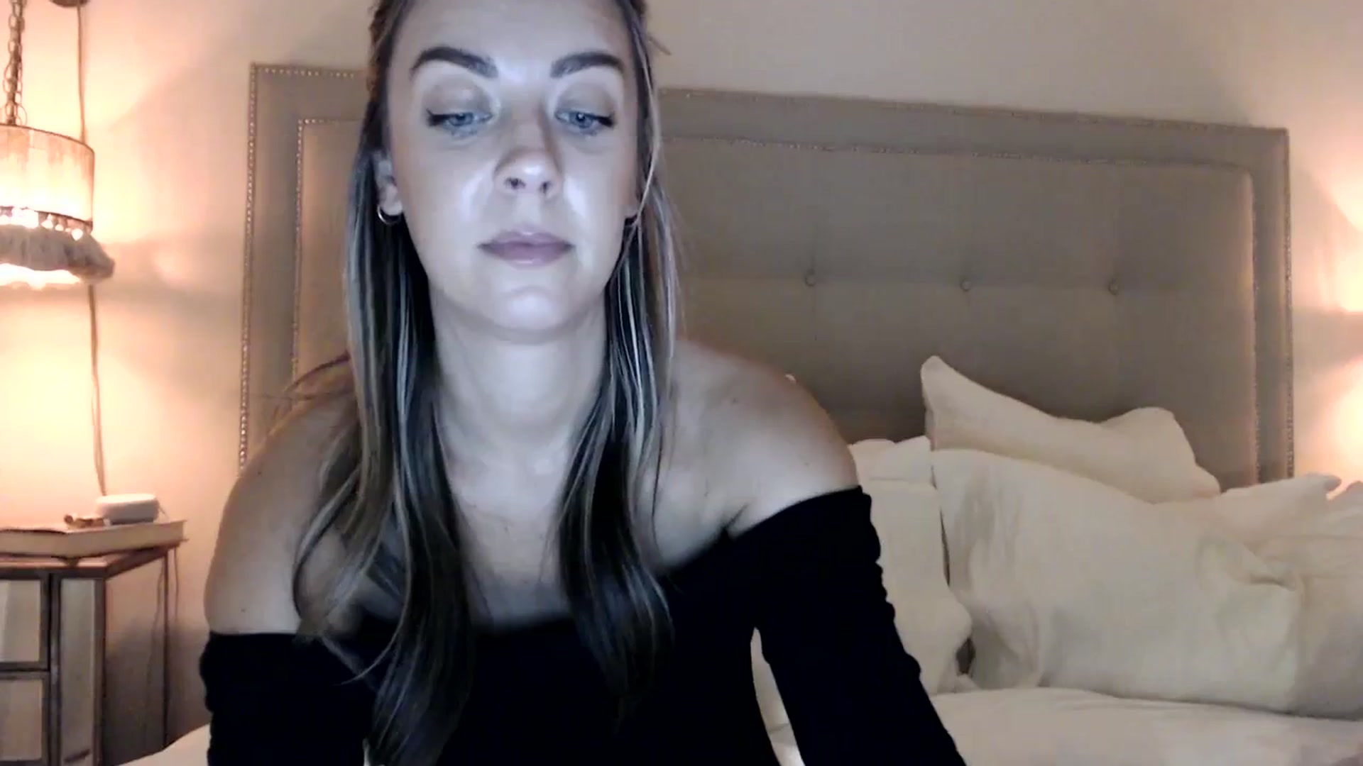 Gallery image thumbnail from DaniSendNudes's myfreecams stream on, 10/11/2023, 01:14 image 7 of 20