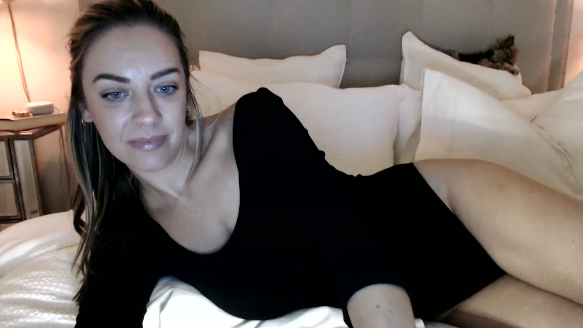 Gallery image thumbnail from DaniSendNudes's myfreecams stream on, 10/11/2023, 03:08 image 9 of 20