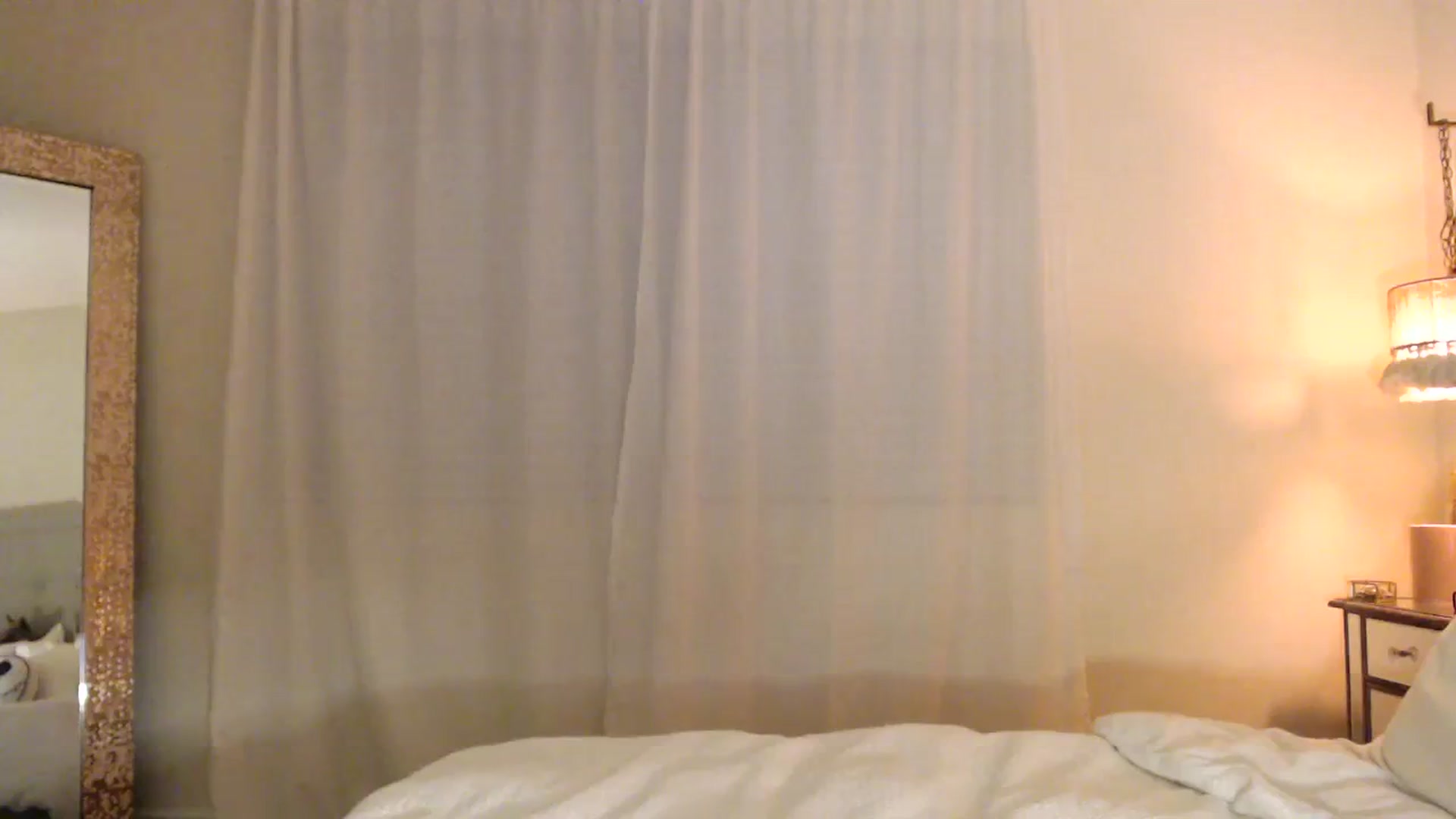 Gallery image thumbnail from DaniSendNudes's myfreecams stream on, 10/19/2023, 02:46 image 13 of 20