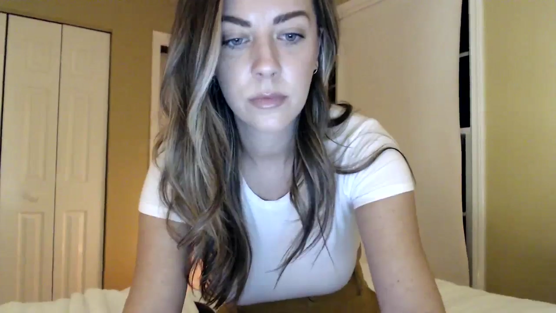 Gallery image thumbnail from DaniSendNudes's myfreecams stream on, 11/24/2023, 04:20 image 9 of 20