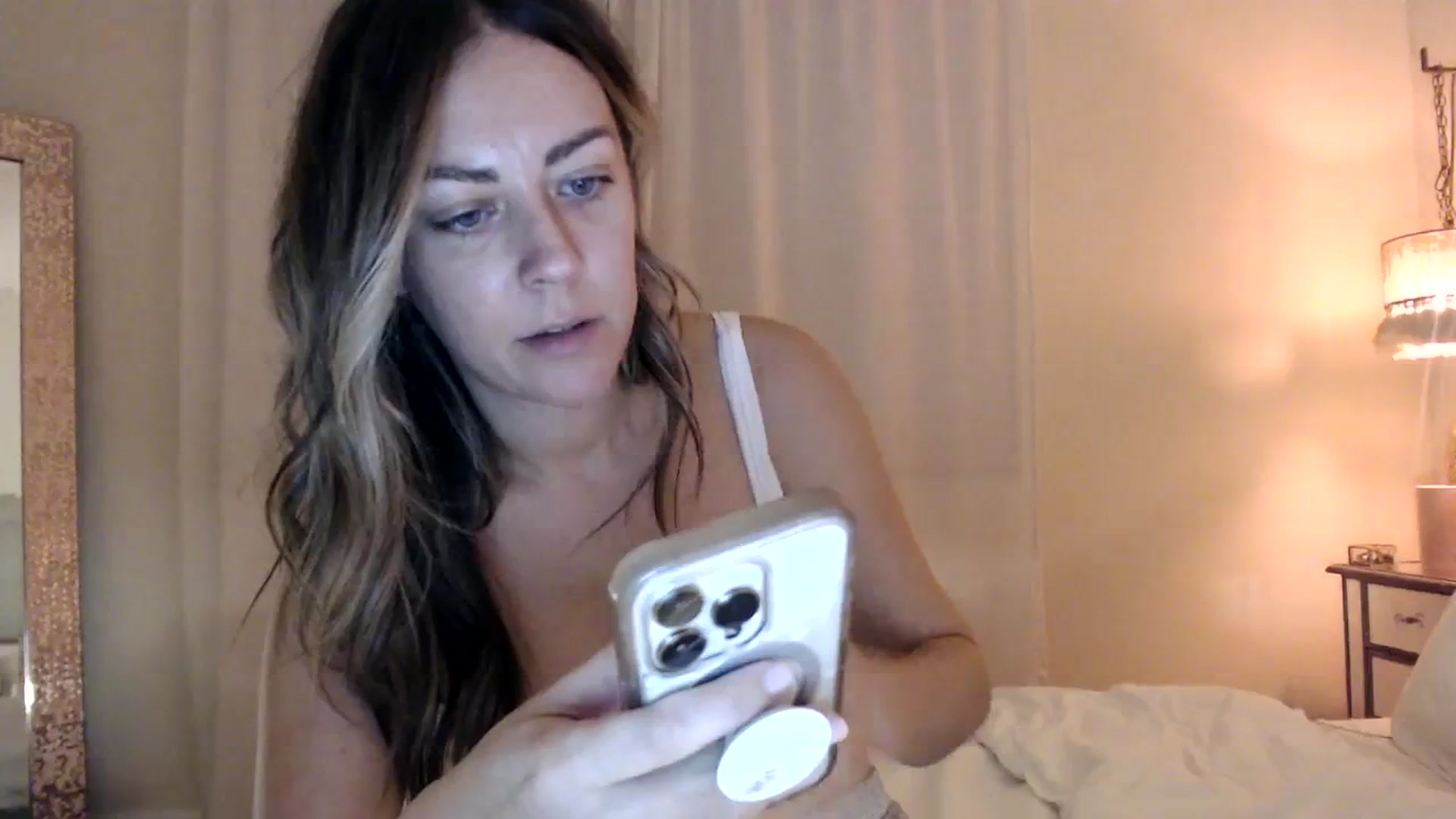 Gallery image thumbnail from DaniSendNudes's myfreecams stream on, 11/30/2023, 04:07 image 16 of 20