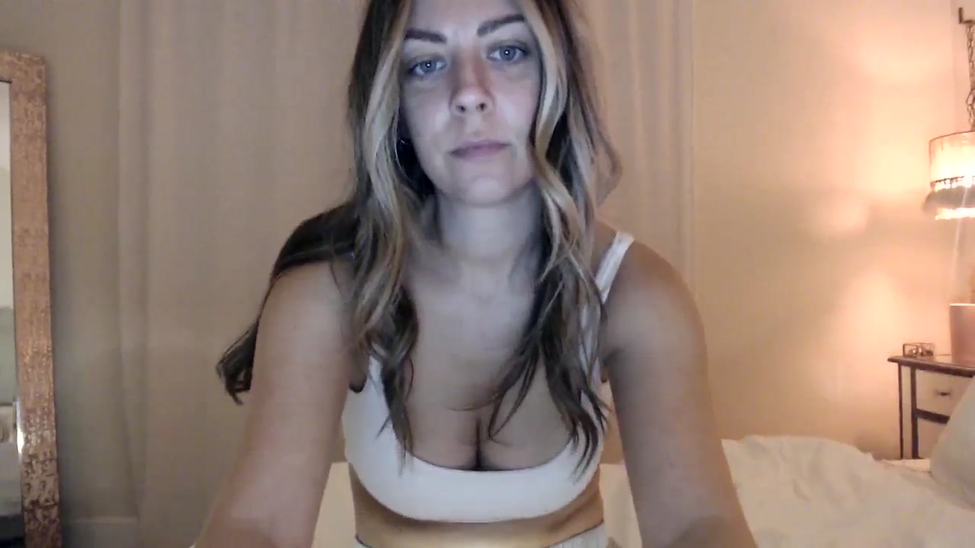 Gallery image thumbnail from DaniSendNudes's myfreecams stream on, 11/30/2023, 04:07 image 18 of 20
