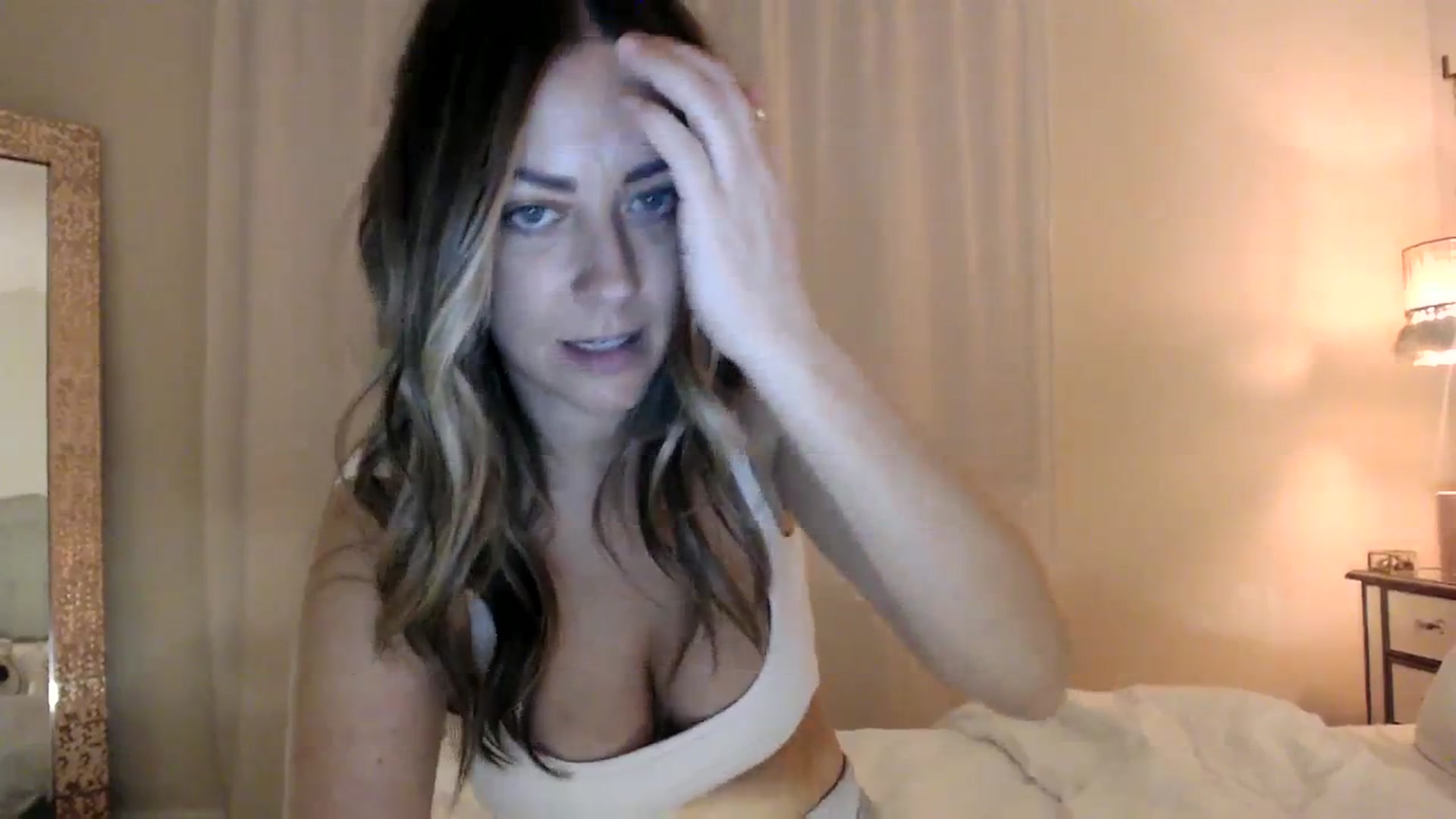 Gallery image thumbnail from DaniSendNudes's myfreecams stream on, 11/30/2023, 05:13 image 7 of 20