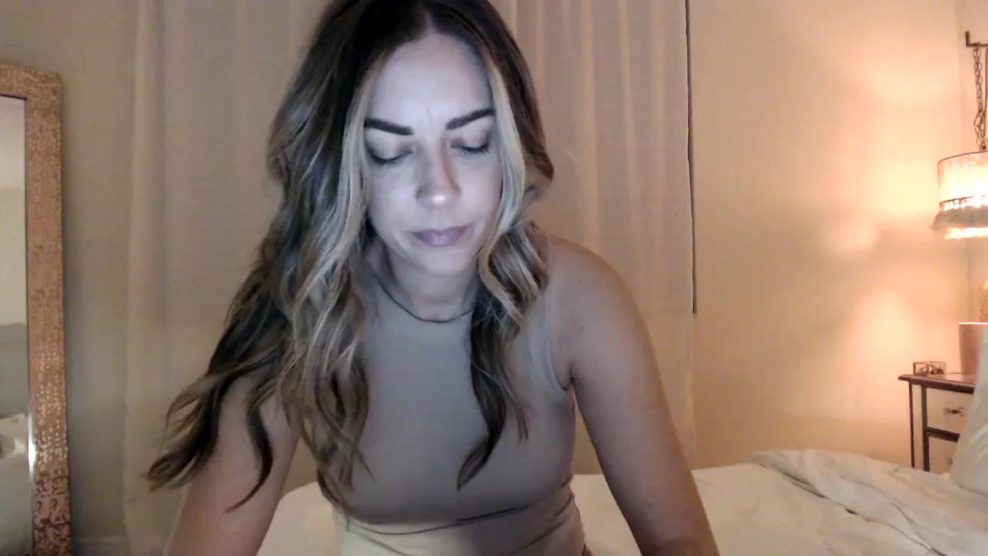 Gallery image thumbnail from DaniSendNudes's myfreecams stream on, 12/03/2023, 01:05 image 15 of 20